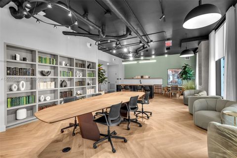 Tiny photo for 121 NE 5th St #912B, Miami, FL 33132 (MLS # A12006409)