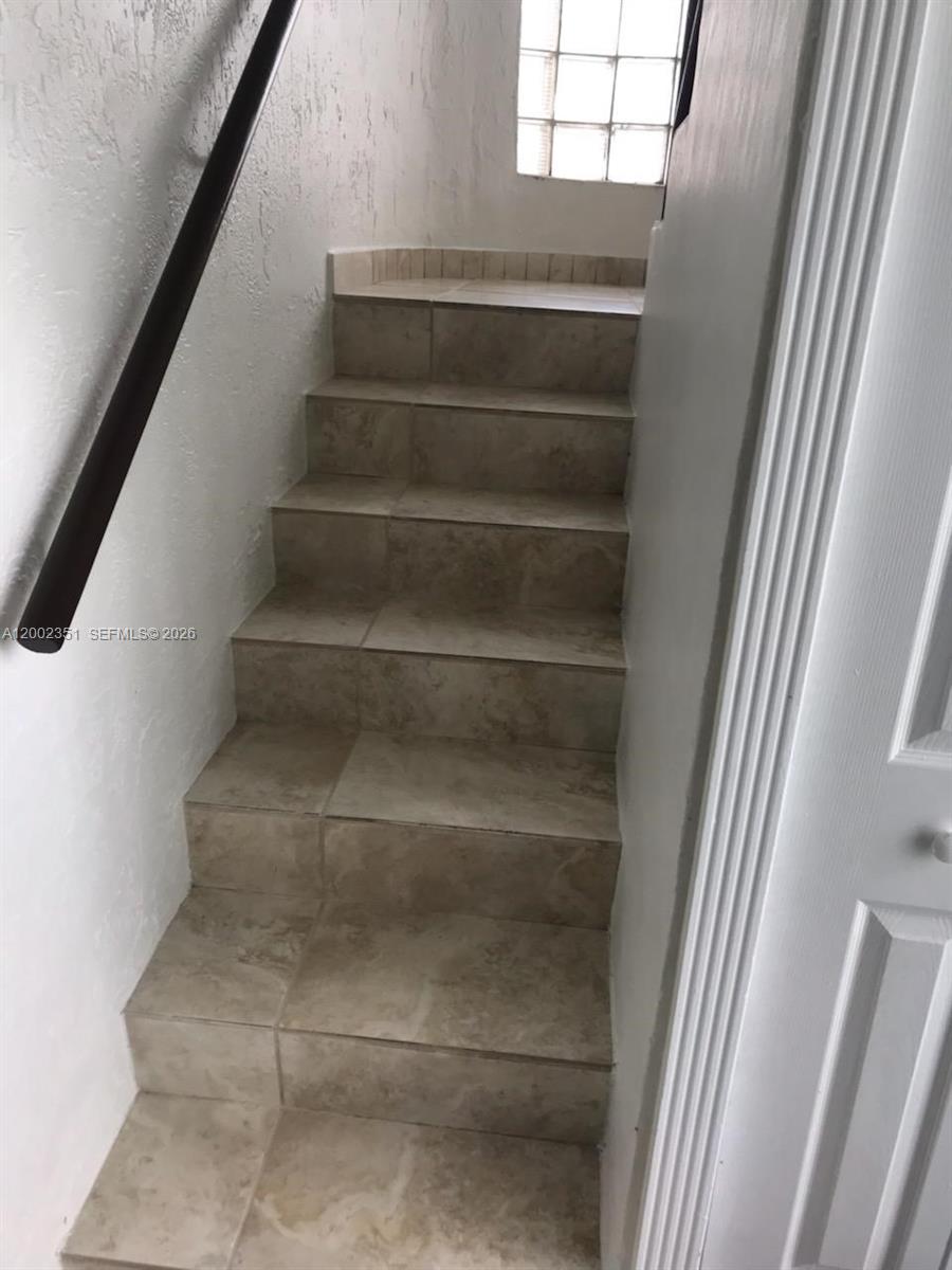 BIRD RD HIGHLANDS - Residential Lease