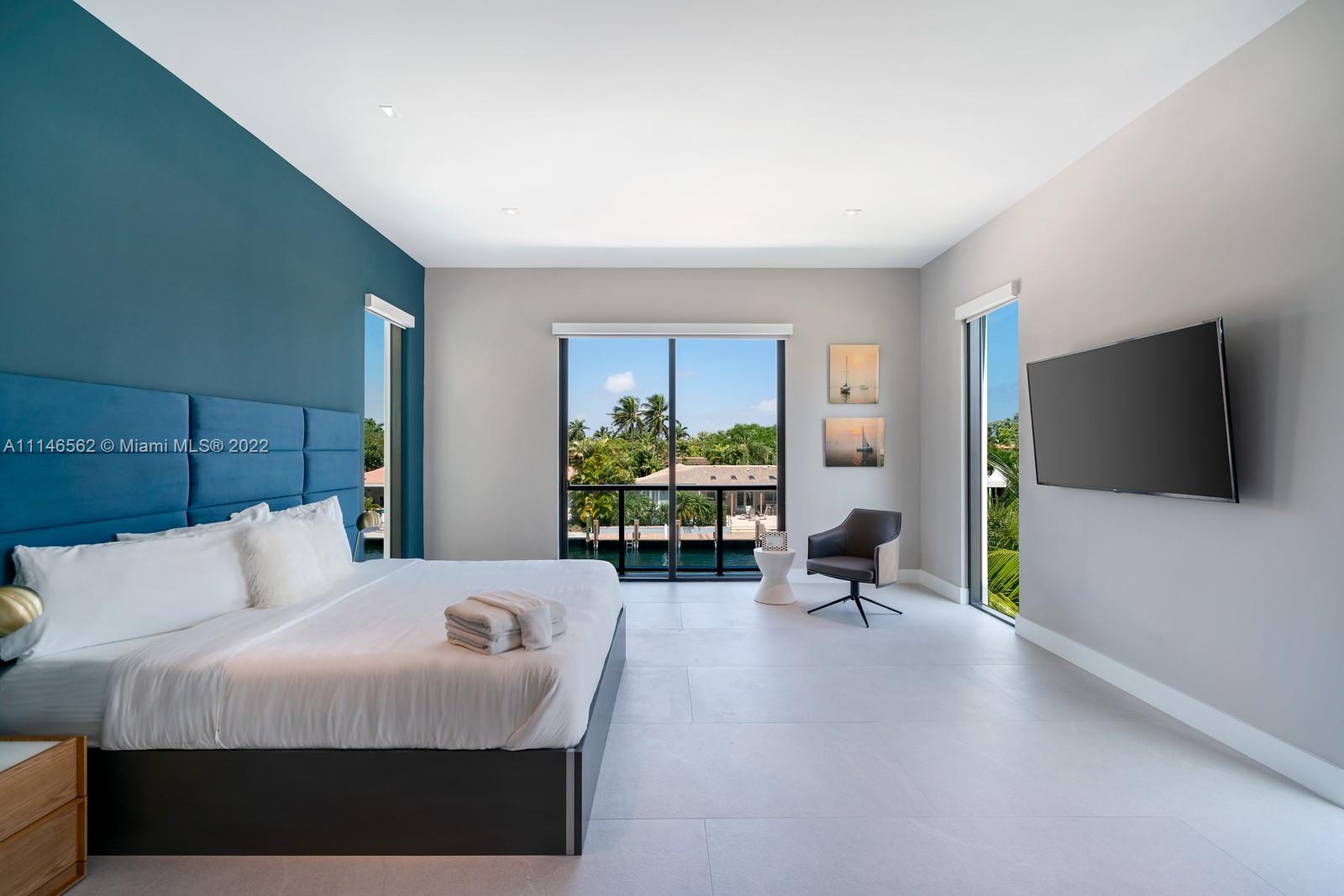 CORAL RIDGE COUNTRY CLUB - Residential