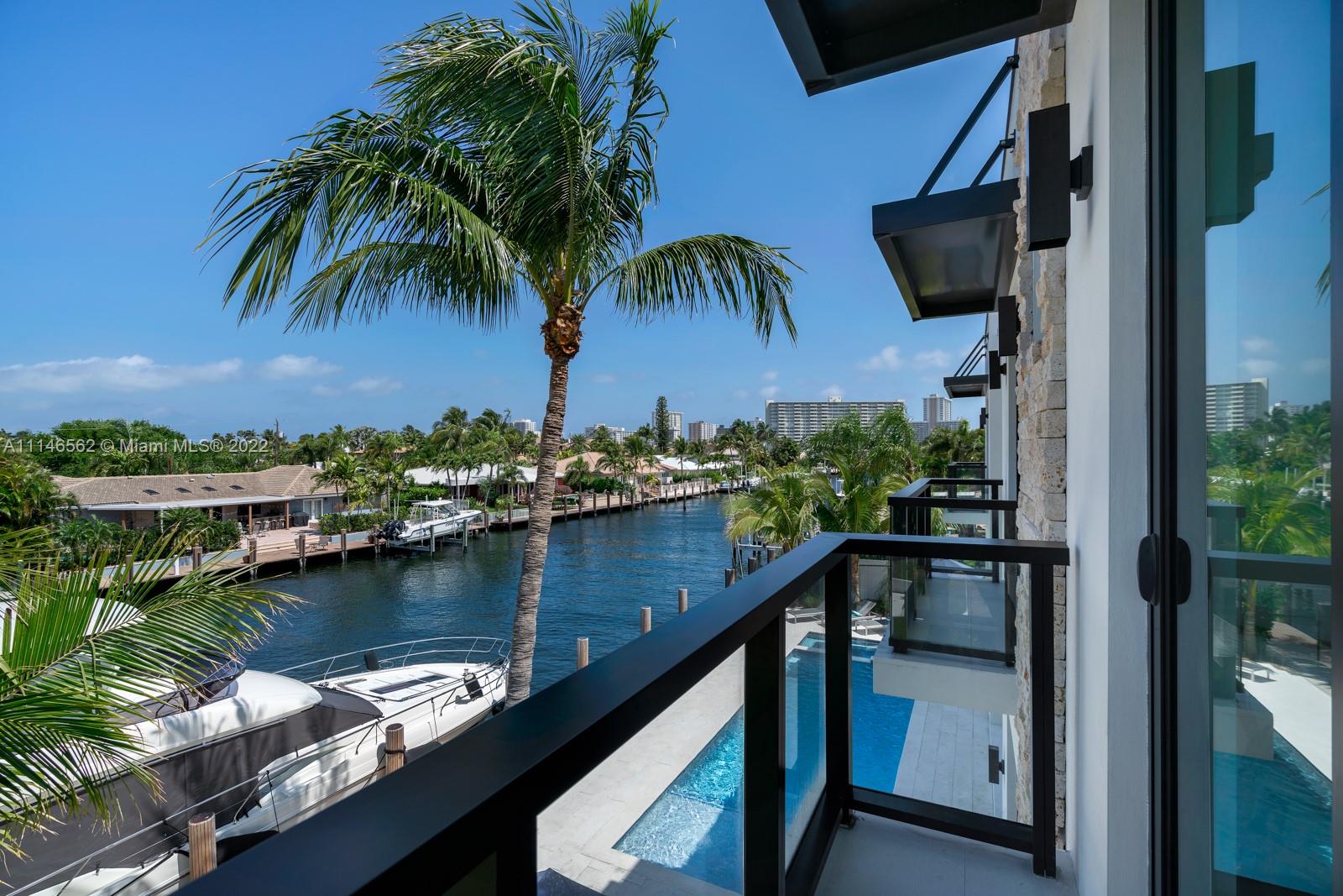 CORAL RIDGE COUNTRY CLUB - Residential