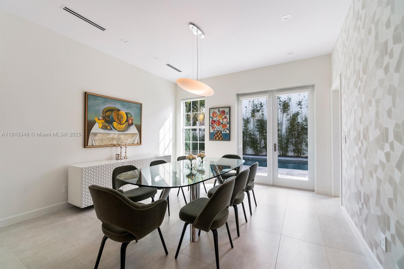 AVENTURA ESTATES - Residential