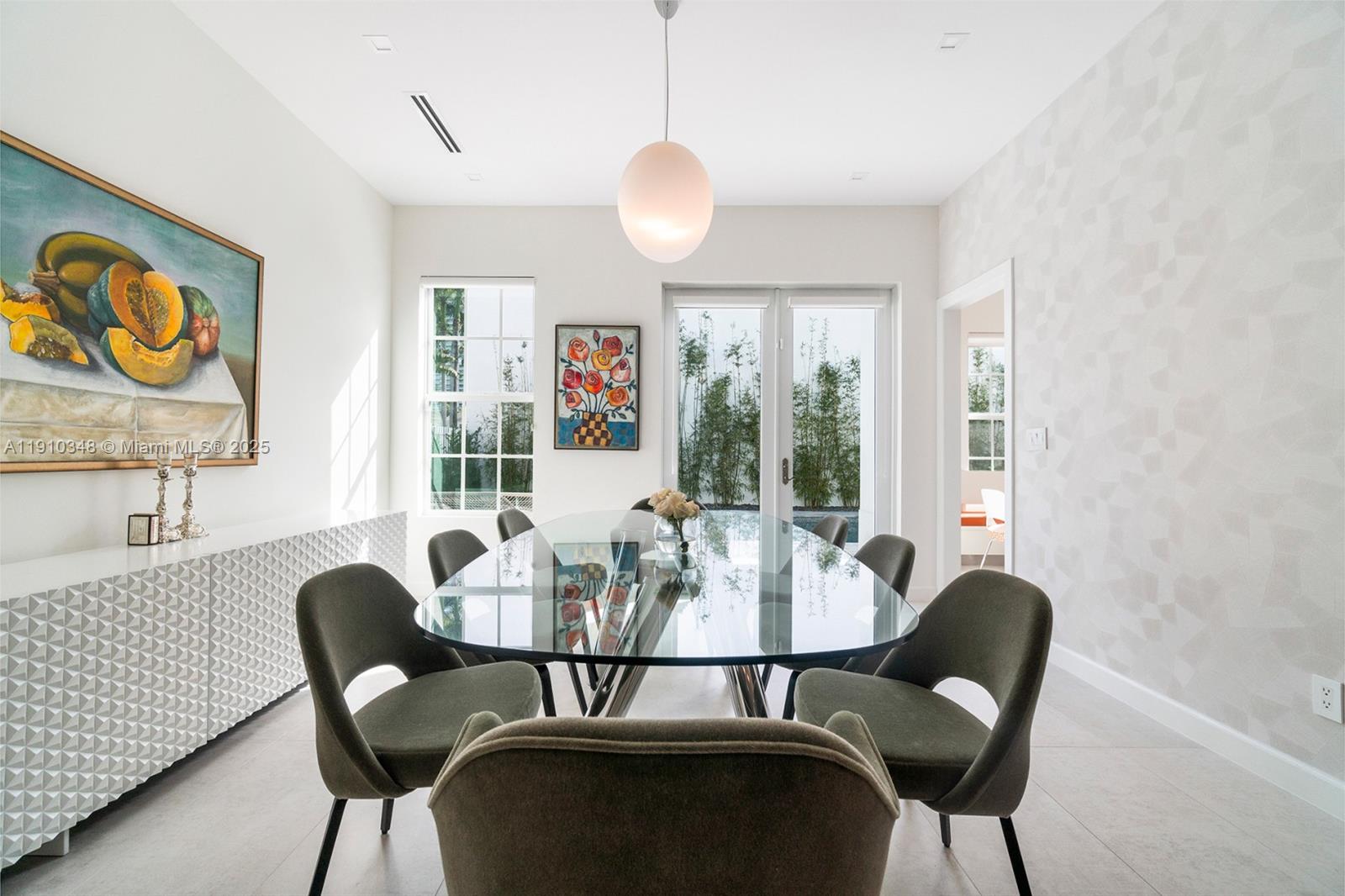 AVENTURA ESTATES - Residential