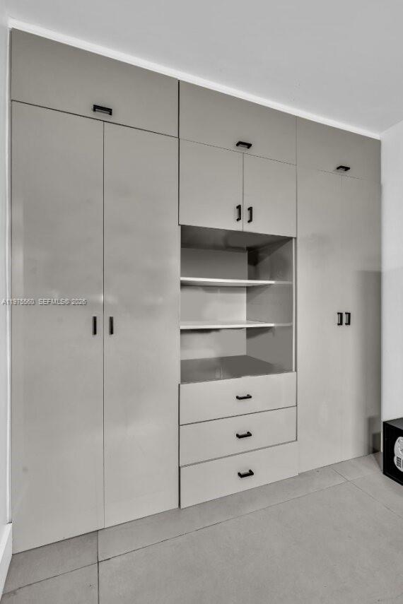 RAINTREE LAKE SEC THREE - Residential