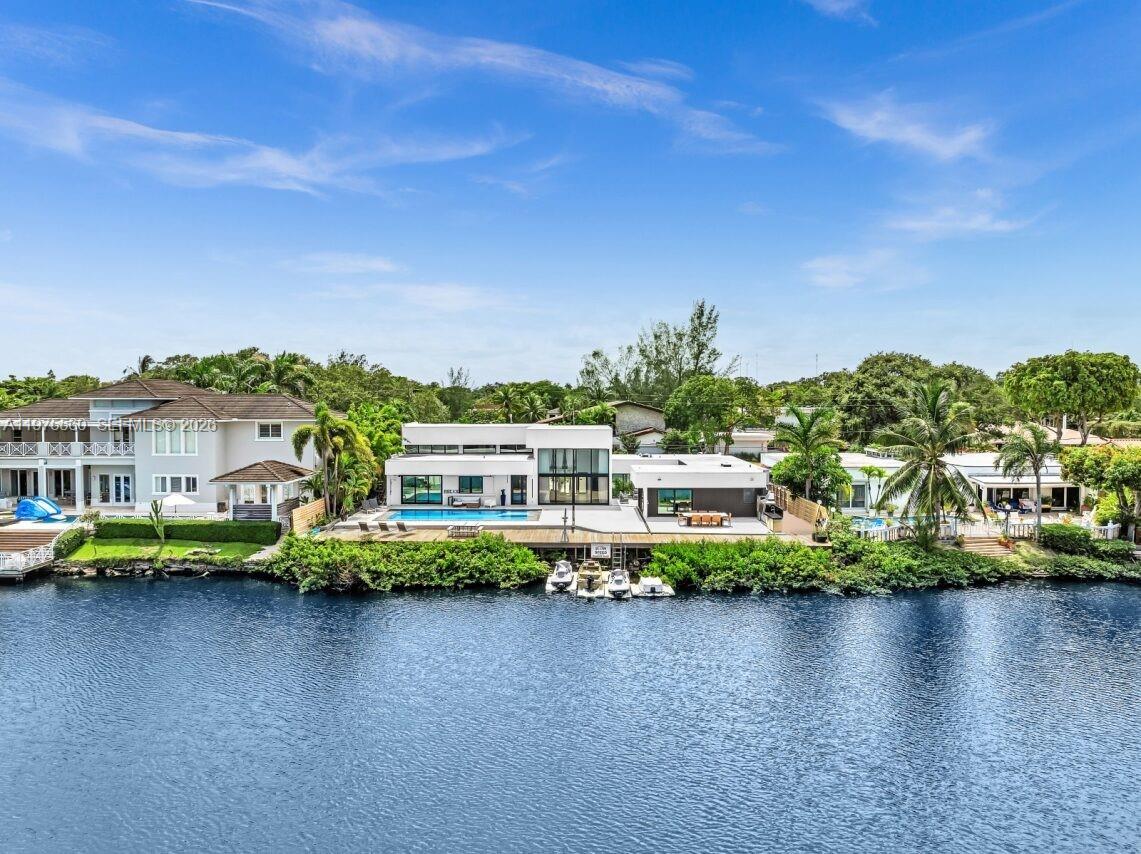 RAINTREE LAKE SEC THREE - Residential