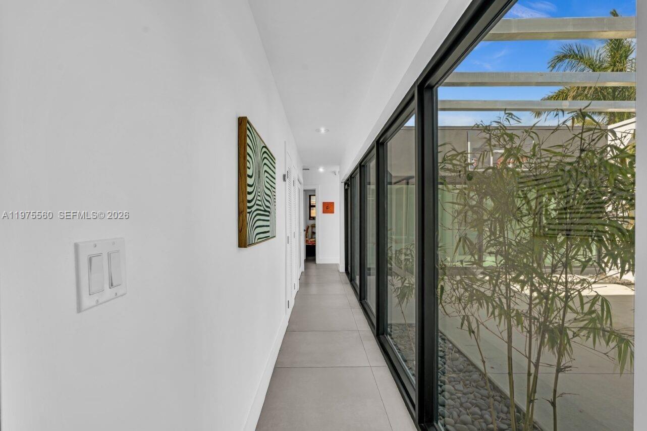 RAINTREE LAKE SEC THREE - Residential