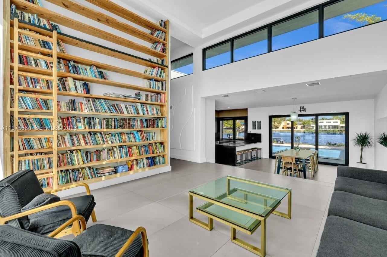 RAINTREE LAKE SEC THREE - Residential