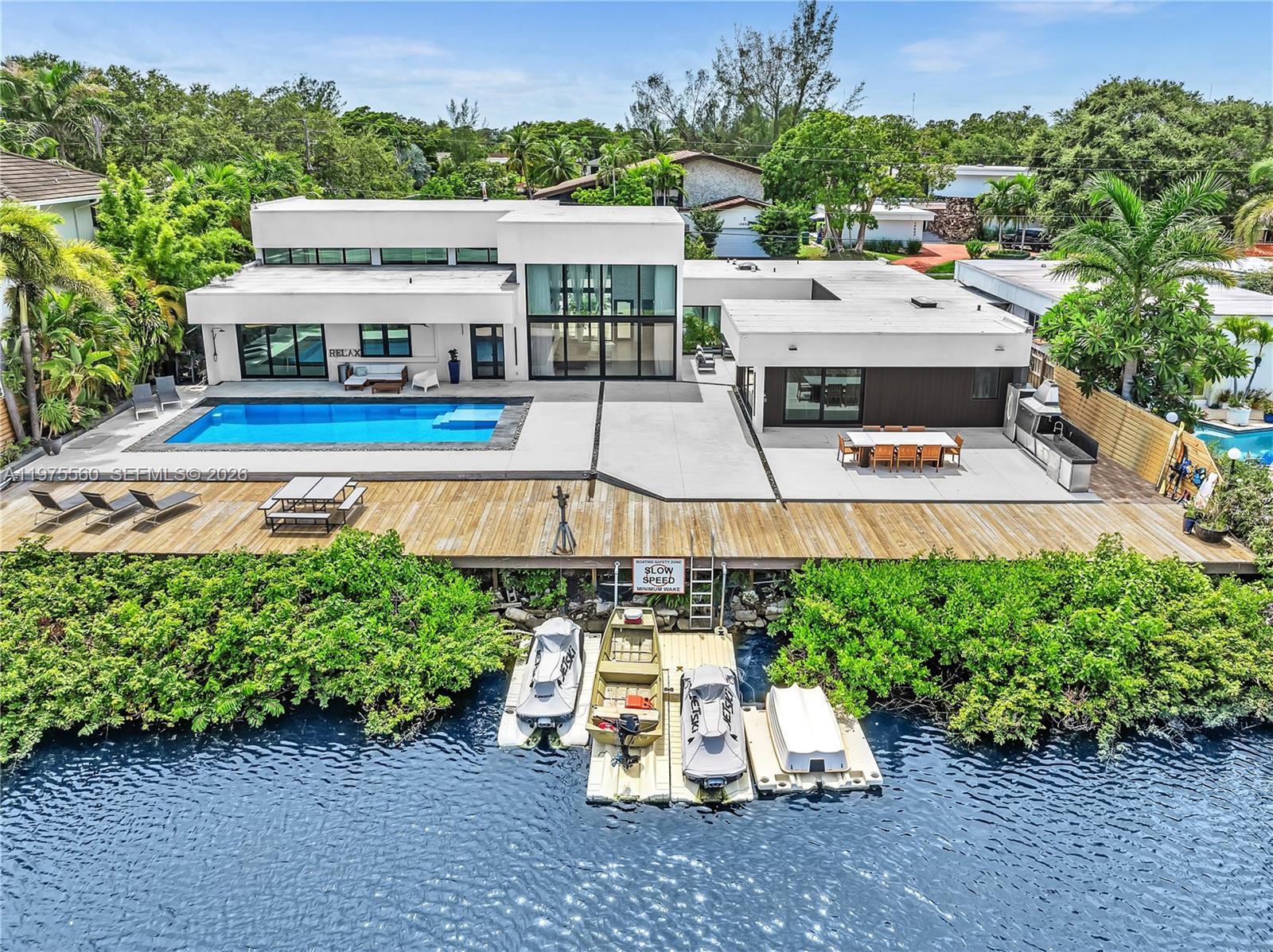 RAINTREE LAKE SEC THREE - Residential