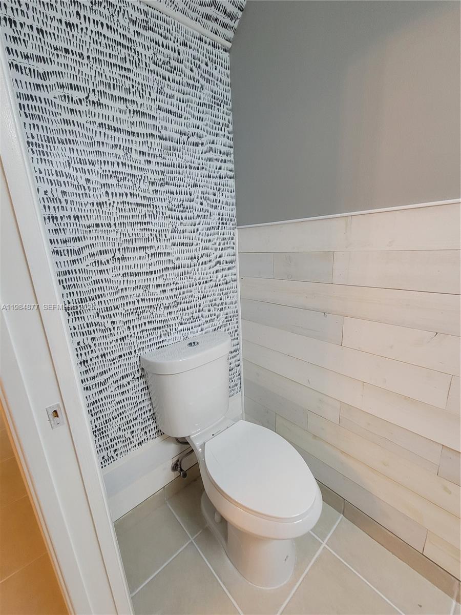 TUSCANY NO 3 CONDO - Residential Lease