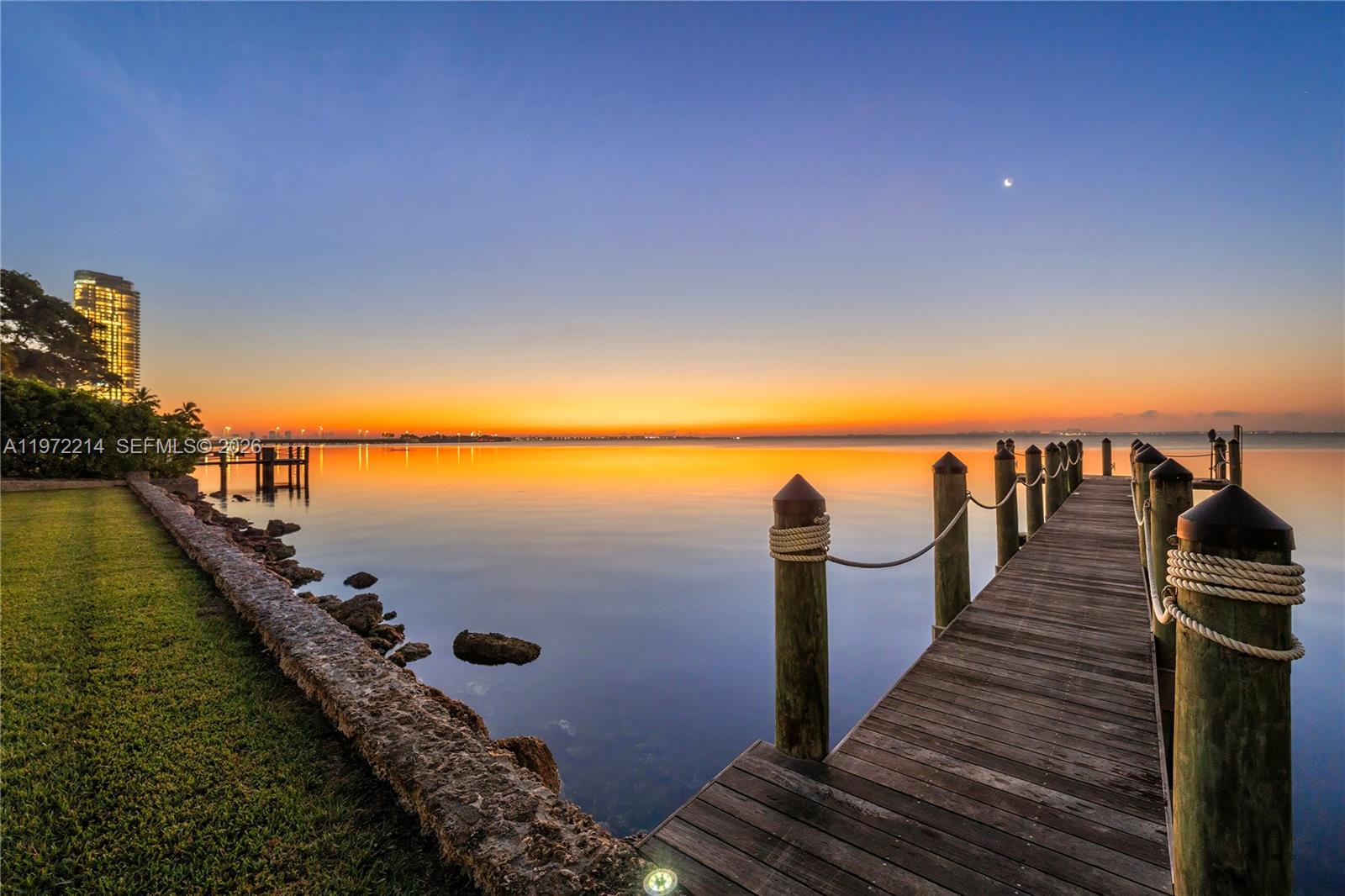 BRICKELLS FLAGLER - Residential