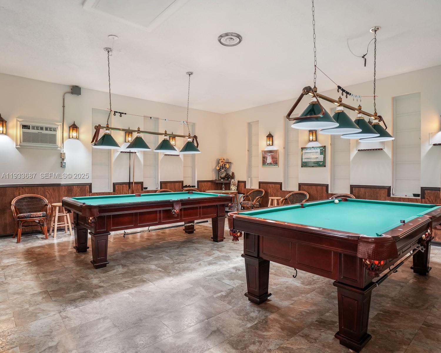 SEAGRAPE GARDENS CONDO - Residential