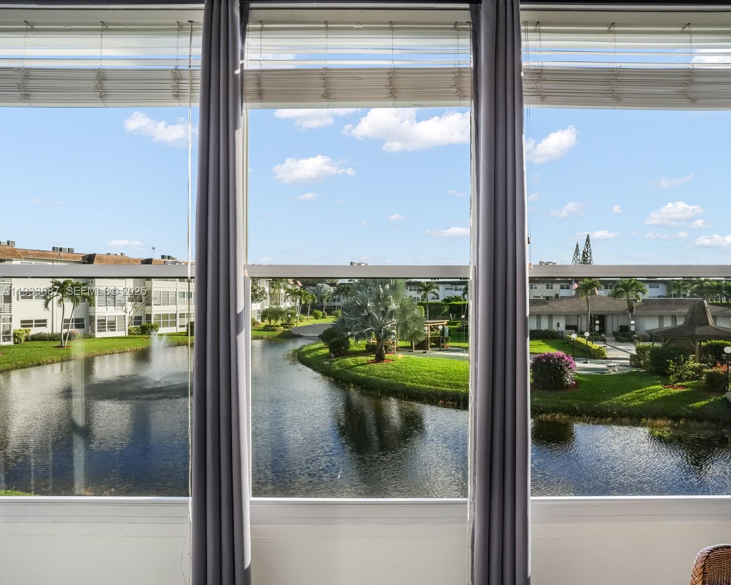 SEAGRAPE GARDENS CONDO - Residential