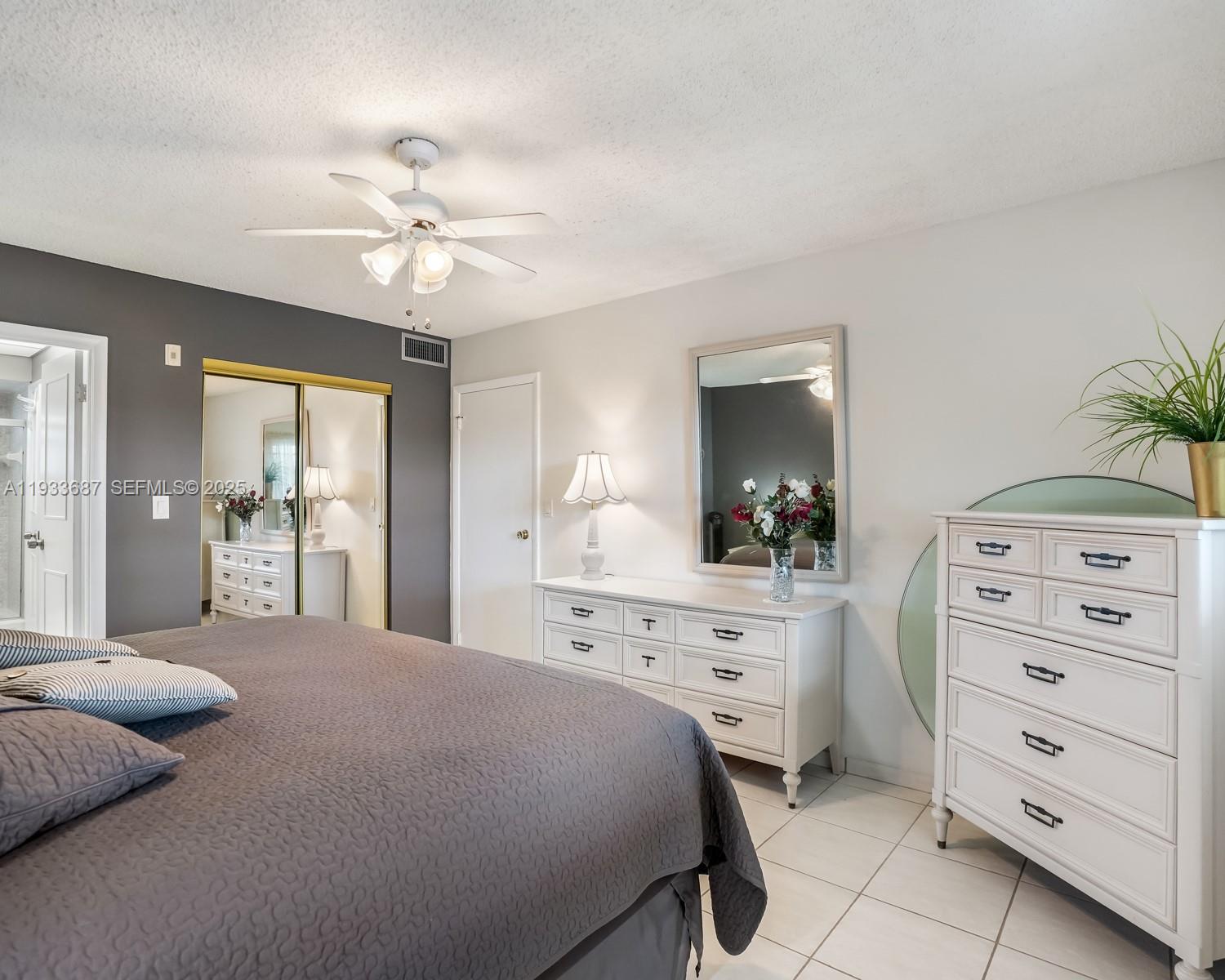 SEAGRAPE GARDENS CONDO - Residential