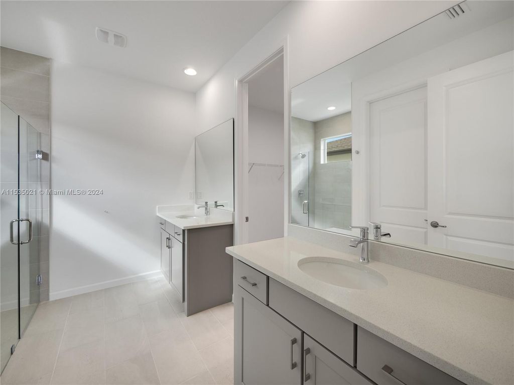 Photo of 11340 SW Lyra Dr, Port Saint Lucie, FL 34987 (MLS # A11535021)