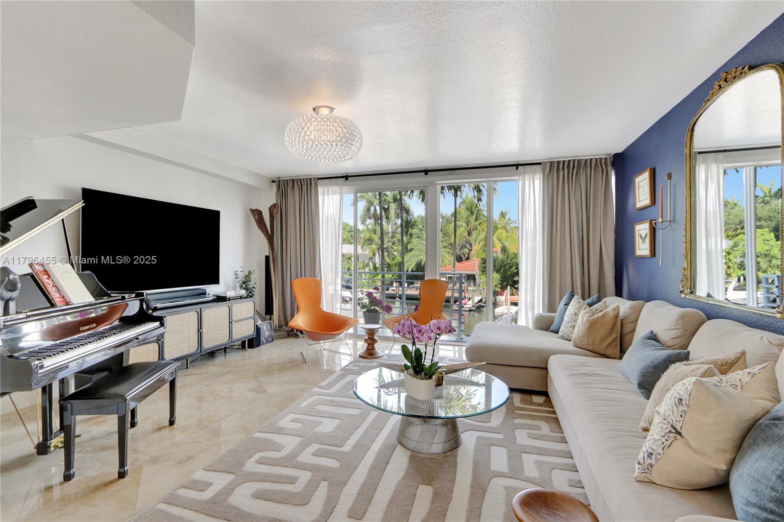 429 Hendricks Isle