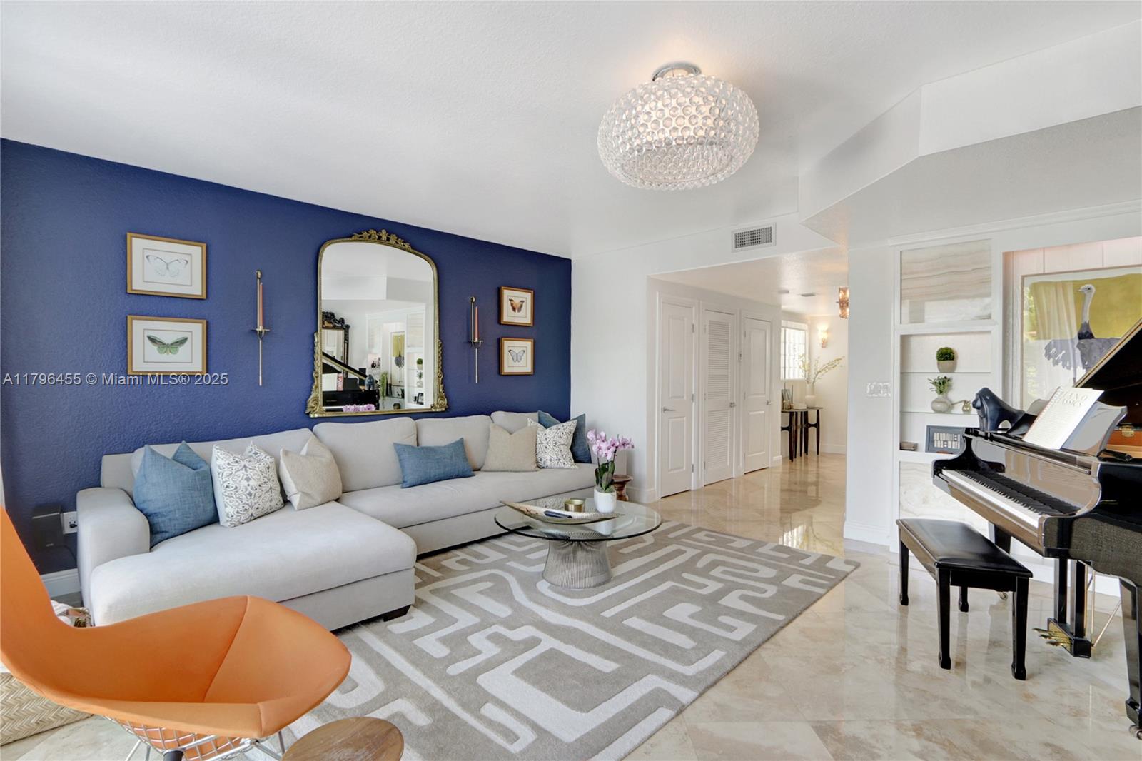 429 Hendricks Isle