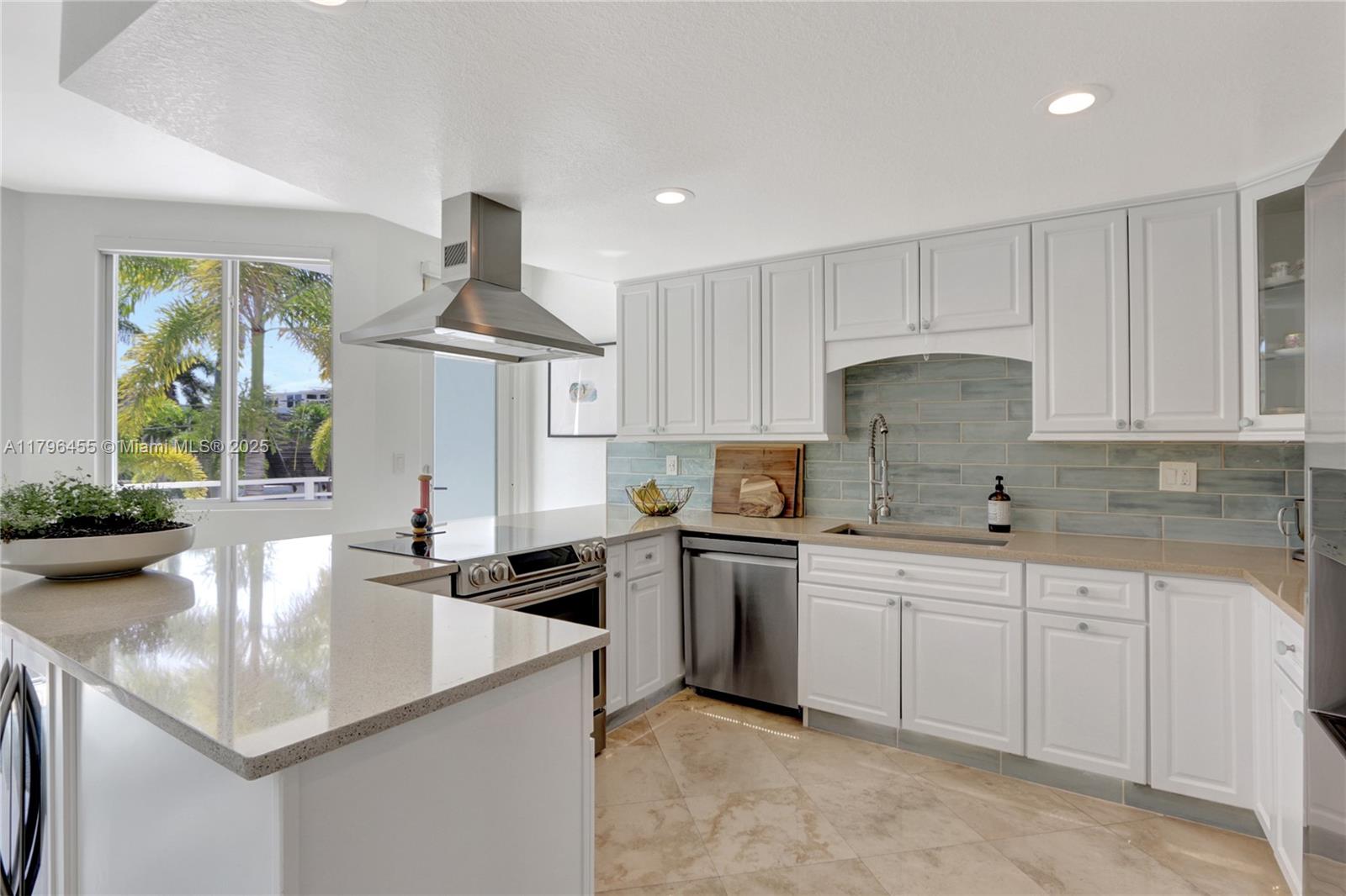 429 Hendricks Isle
