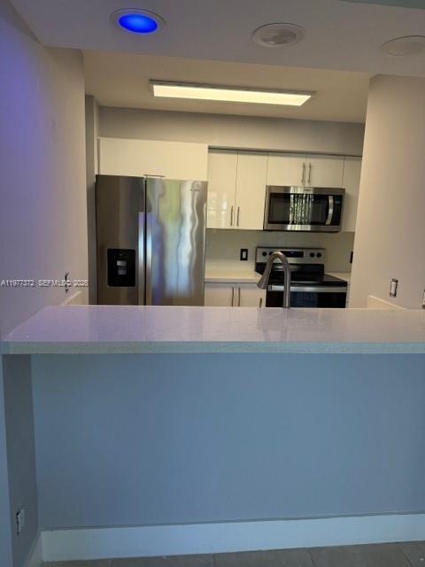 HOLLYWOOD PARC CONDO - Residential Lease