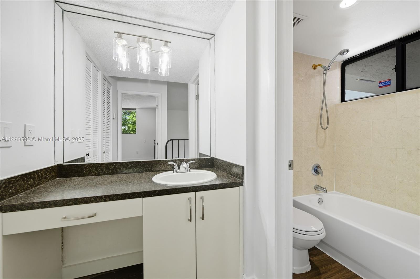 VERABELLA FALLS CONDO - Residential Lease