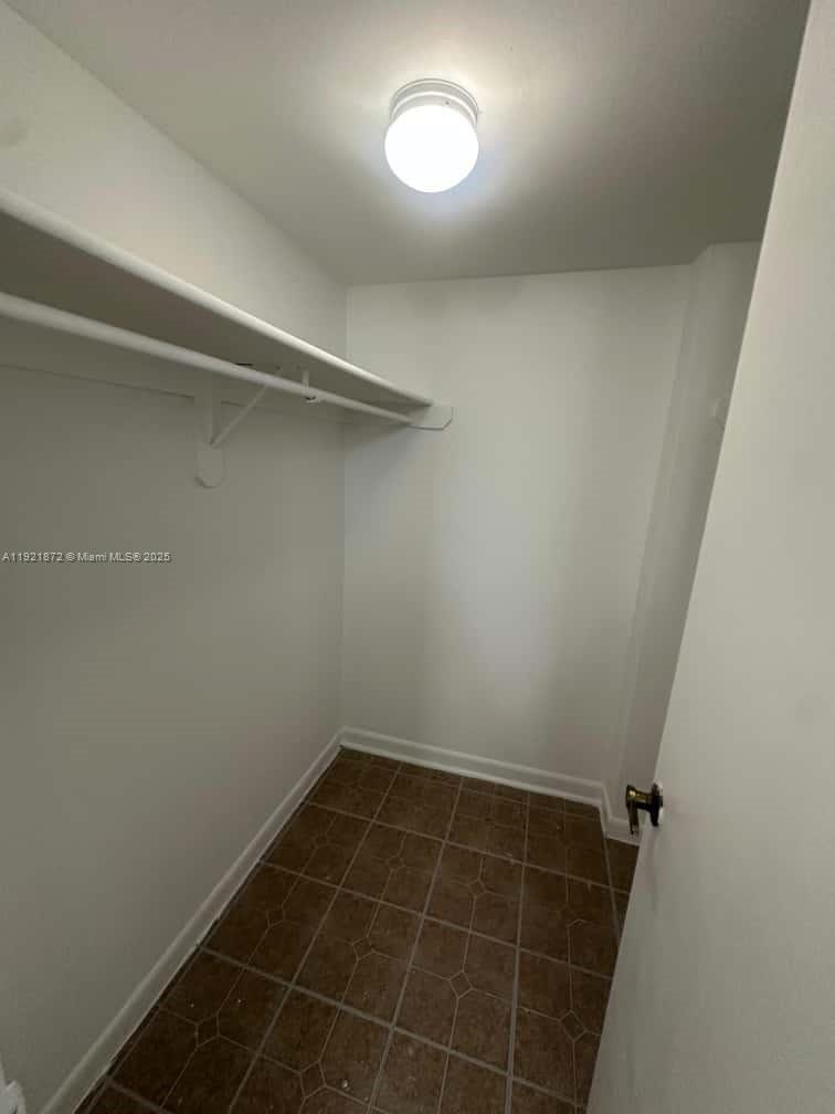 MONTECARLO CONDO - Residential