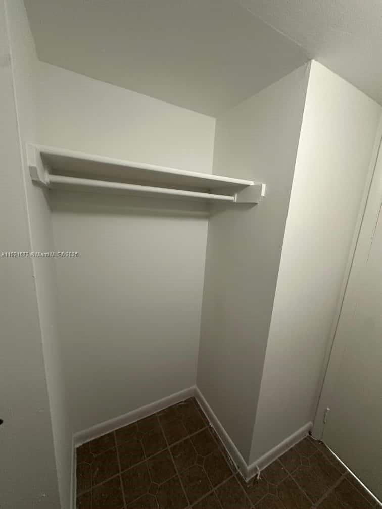 MONTECARLO CONDO - Residential