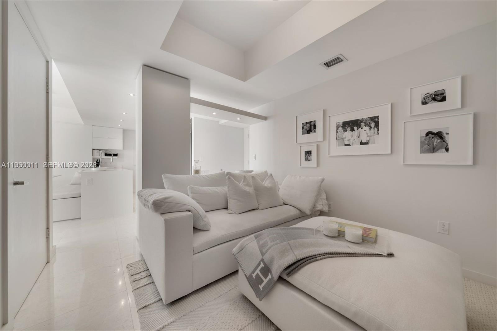 ICONBRICKELL CONDO NO 1 - Residential