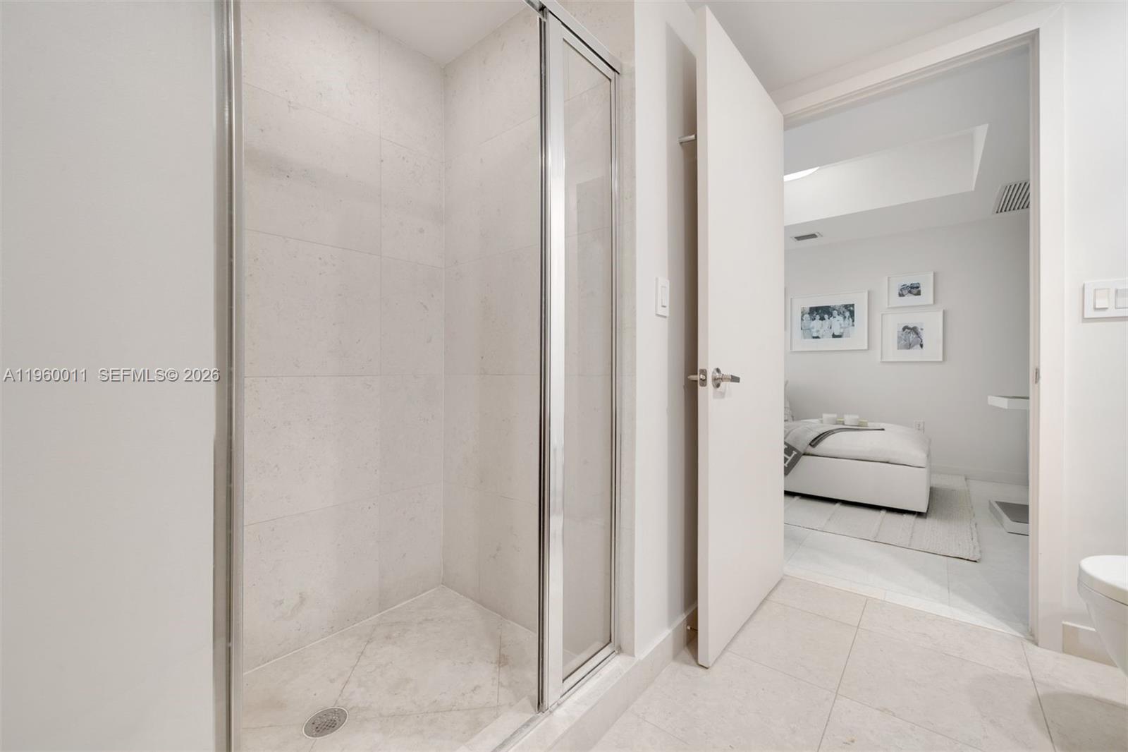 ICONBRICKELL CONDO NO 1 - Residential