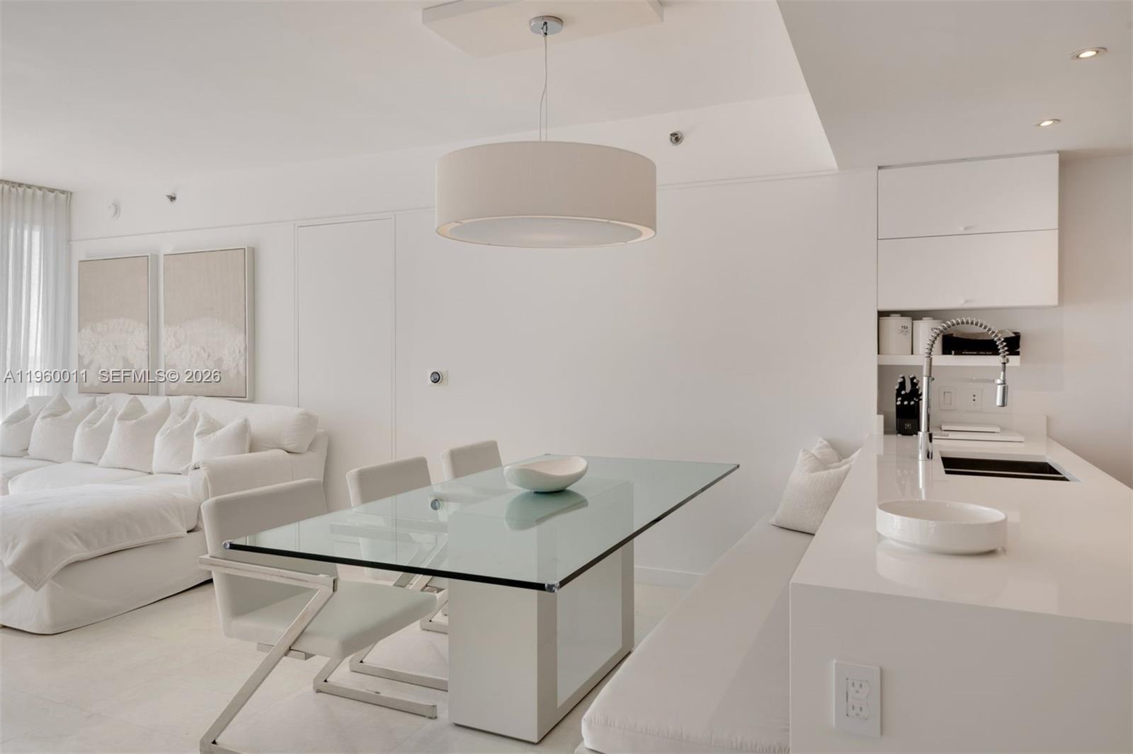 ICONBRICKELL CONDO NO 1 - Residential