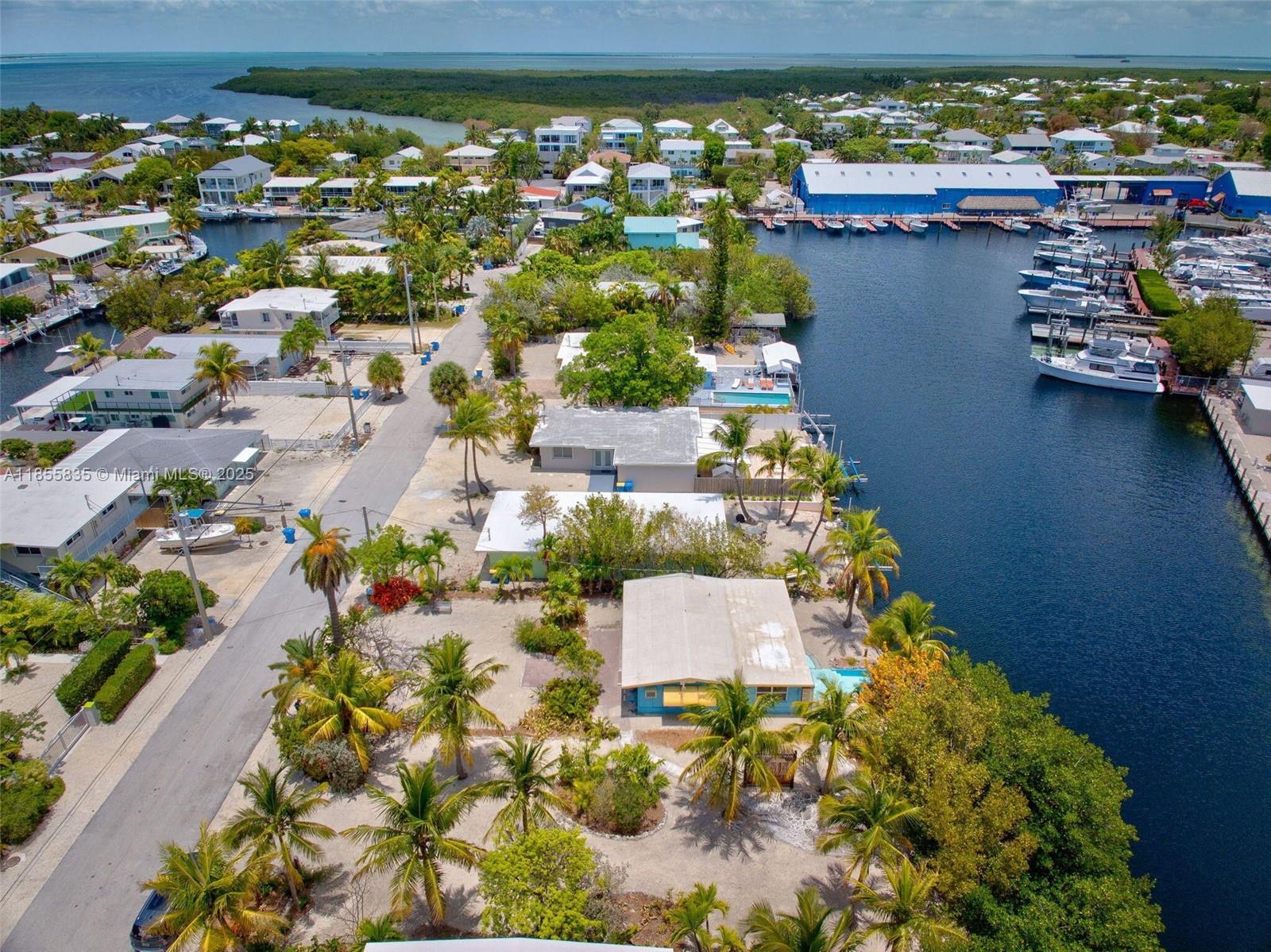 PLANTATION KEY COLONY 1ST - Residential
