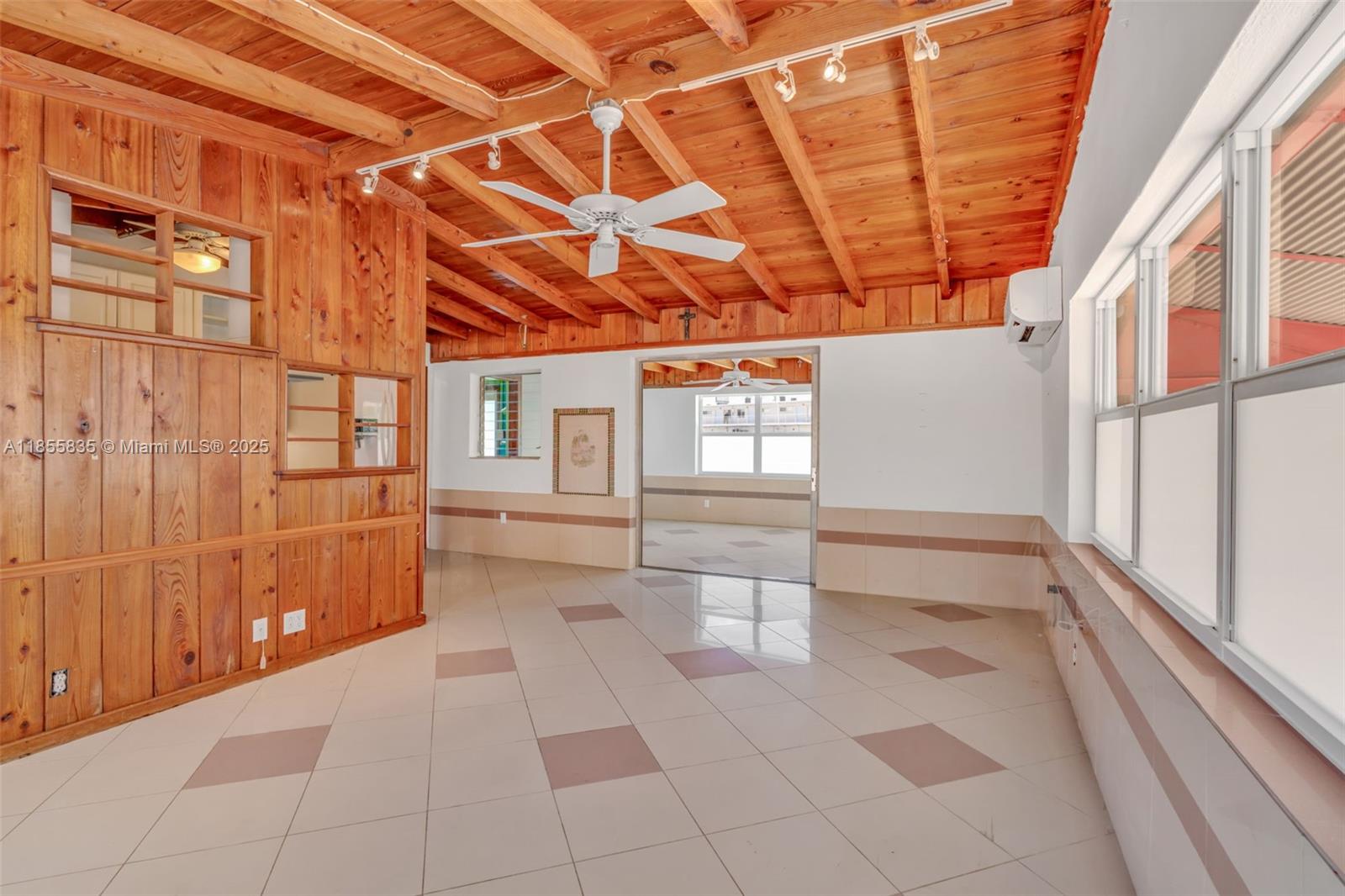 PLANTATION KEY COLONY 1ST - Residential