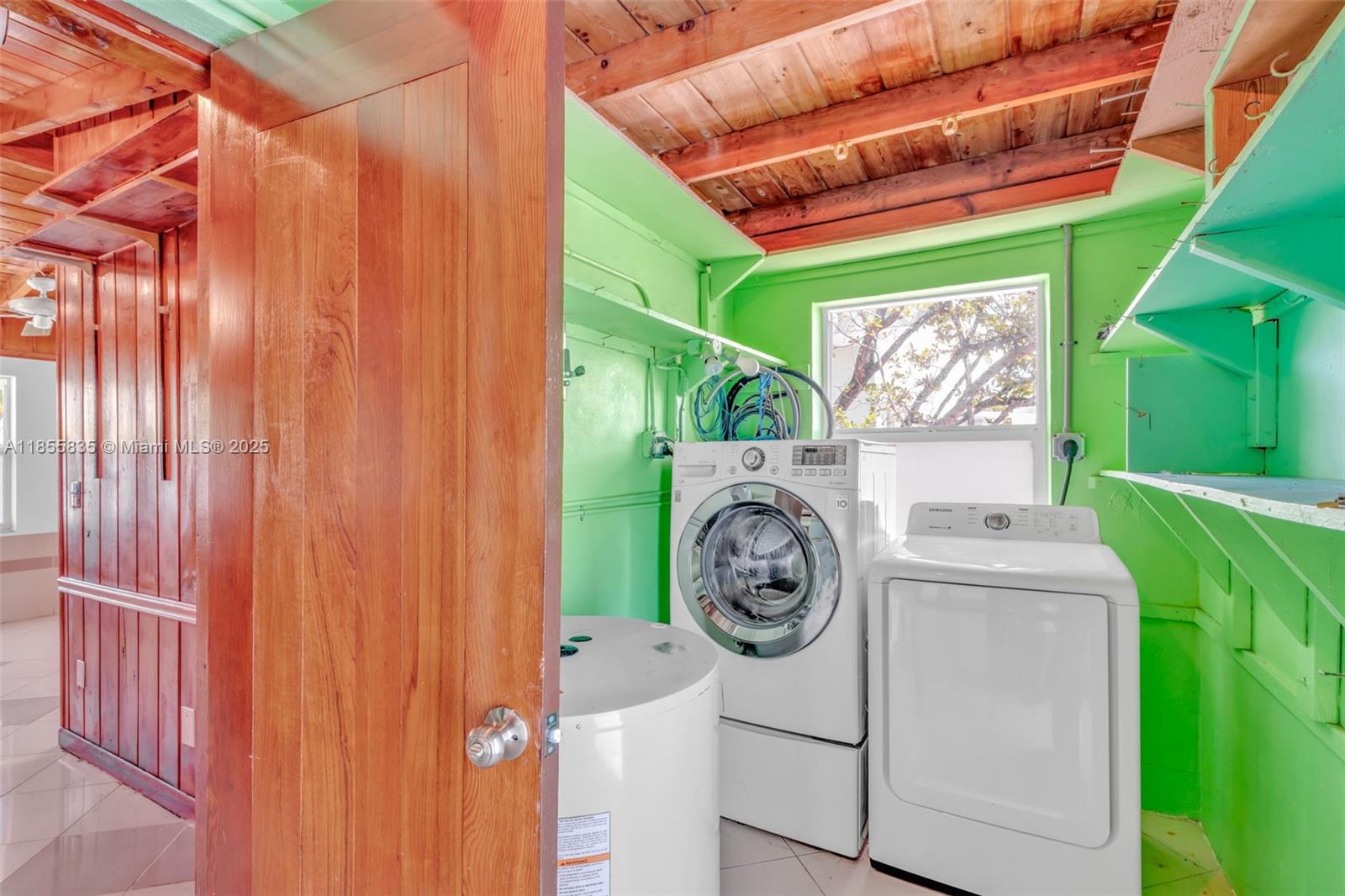 PLANTATION KEY COLONY 1ST - Residential