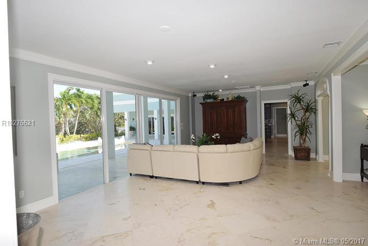 INDIALUCIE EAST - Residential