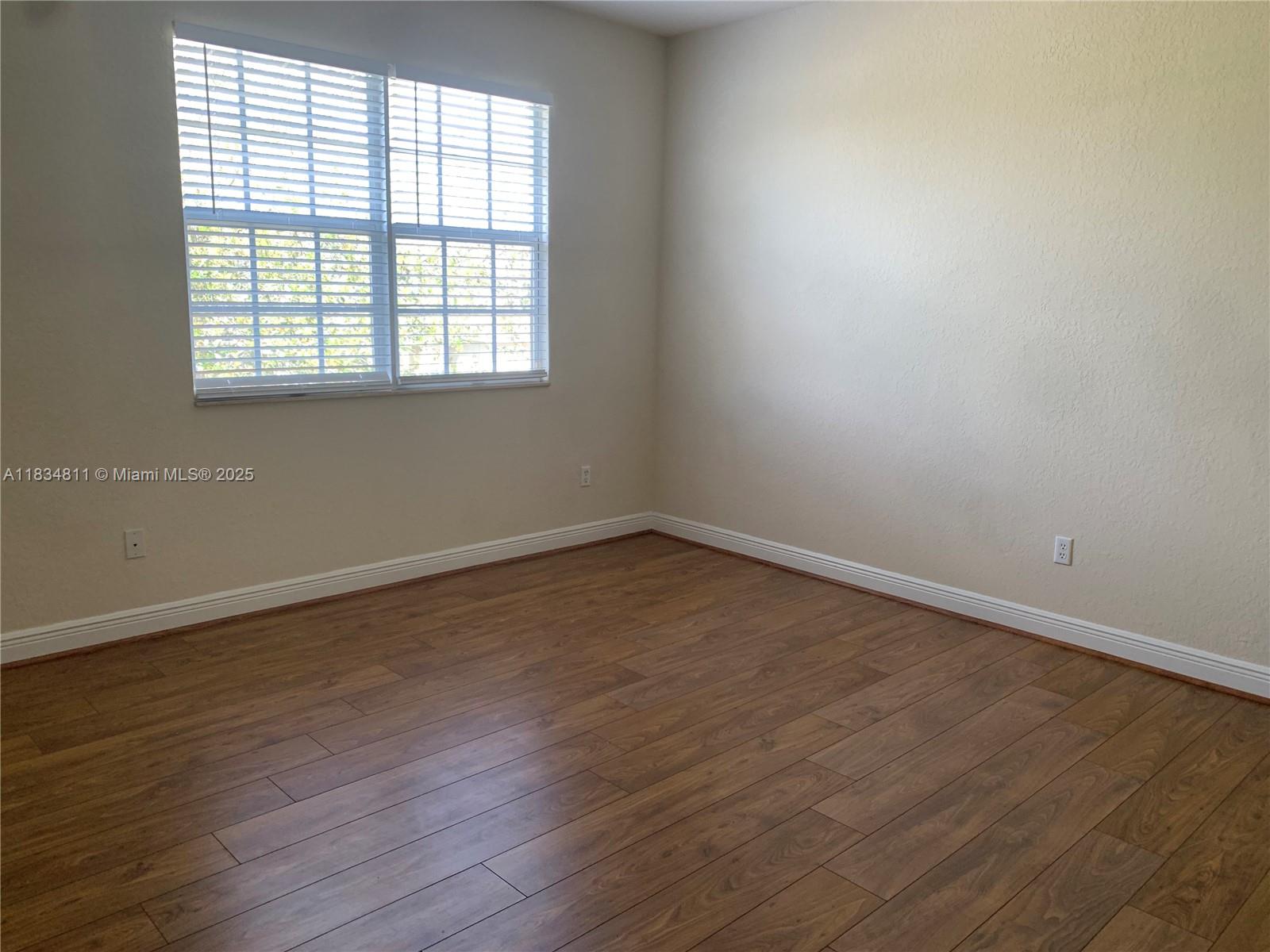 HAMPTON HILLS - Residential Lease