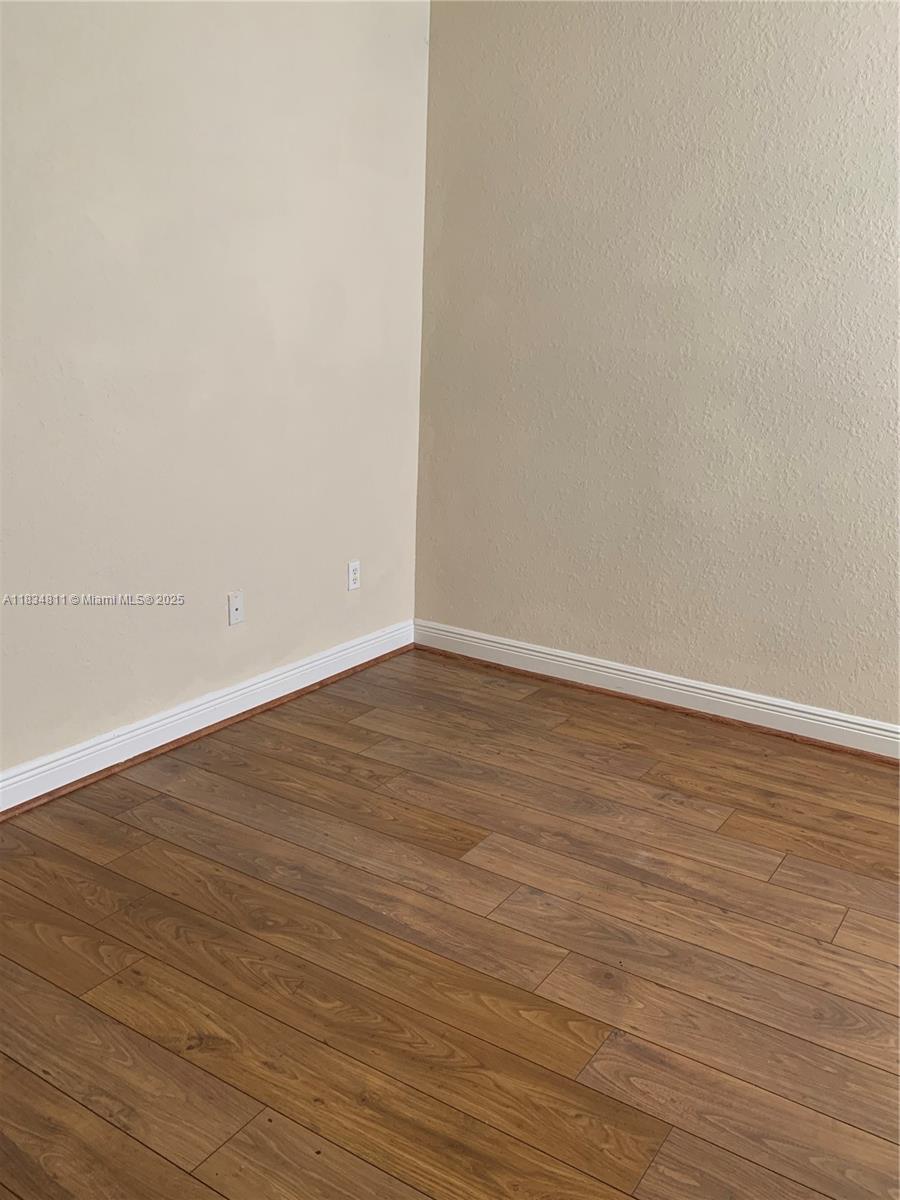 HAMPTON HILLS - Residential Lease