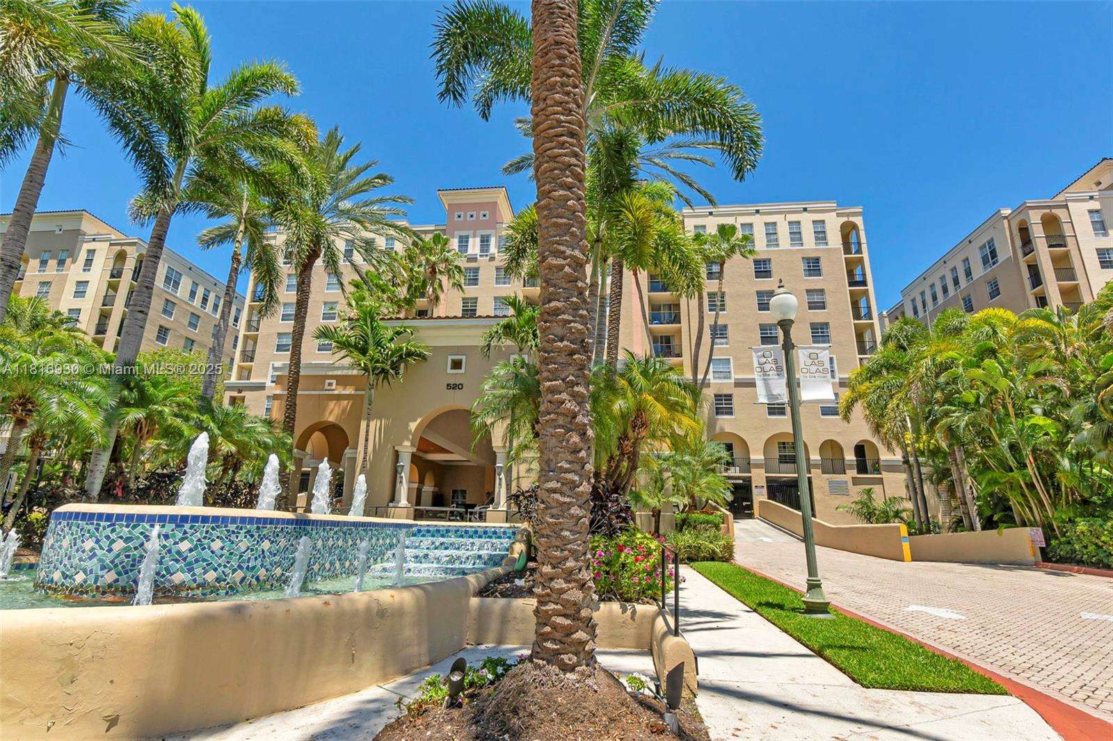 Property for Sale at 520 Se 5th Ave 1602, Fort Lauderdale, Broward County, Florida - Bedrooms: 2 
Bathrooms: 2  - $405,000