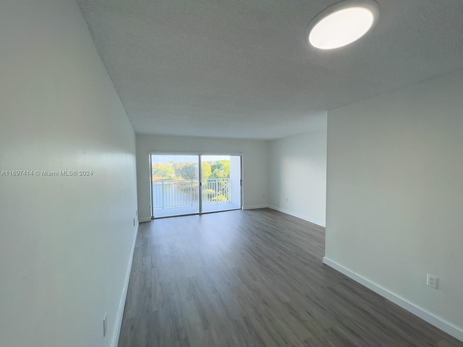 Rental Property at 9351 Fontainebleau Blvd B421, Miami, Broward County, Florida - Bedrooms: 1 
Bathrooms: 2  - $2,200 MO.