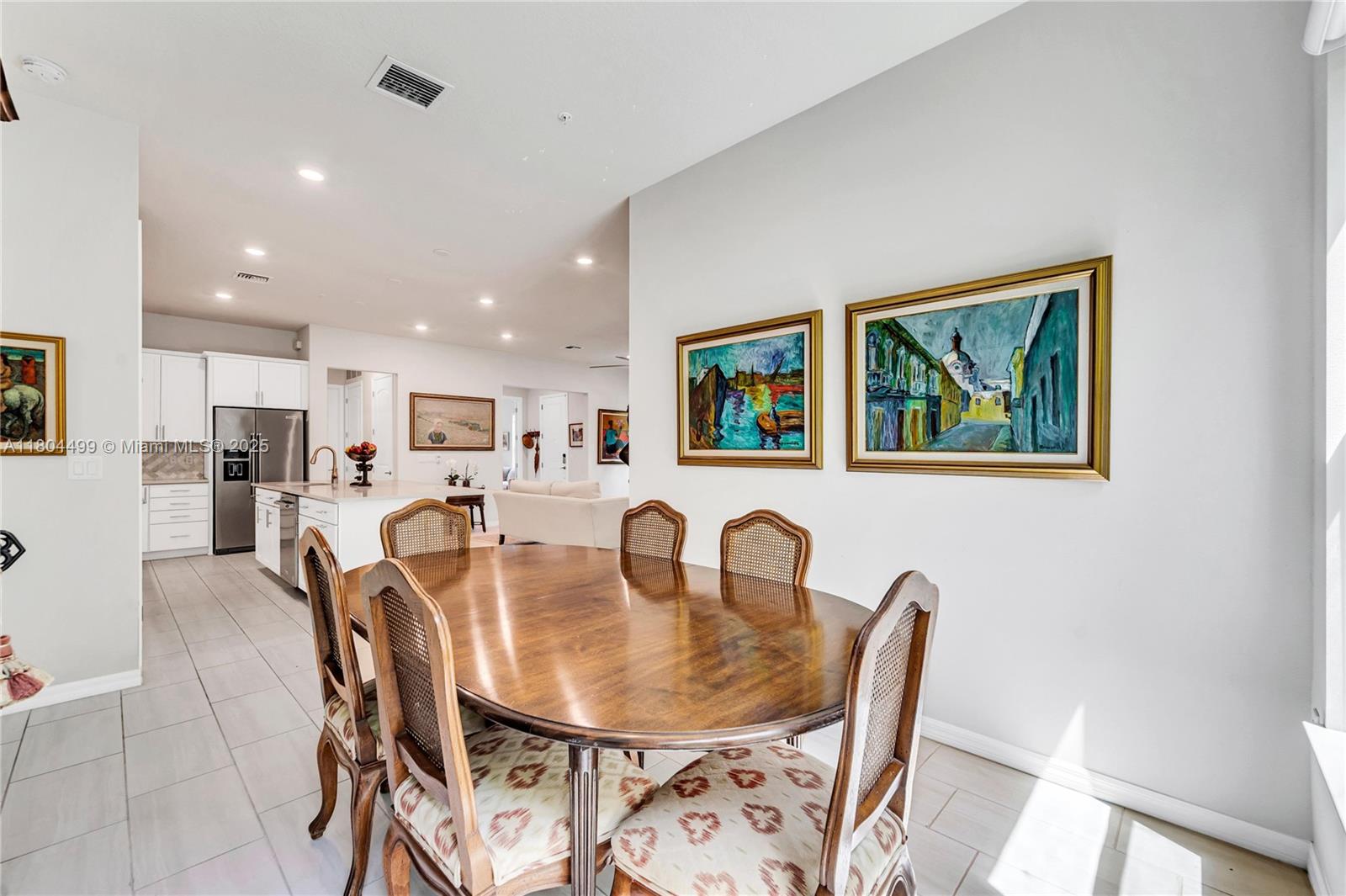BOCA FLORES CONDO - Residential Lease