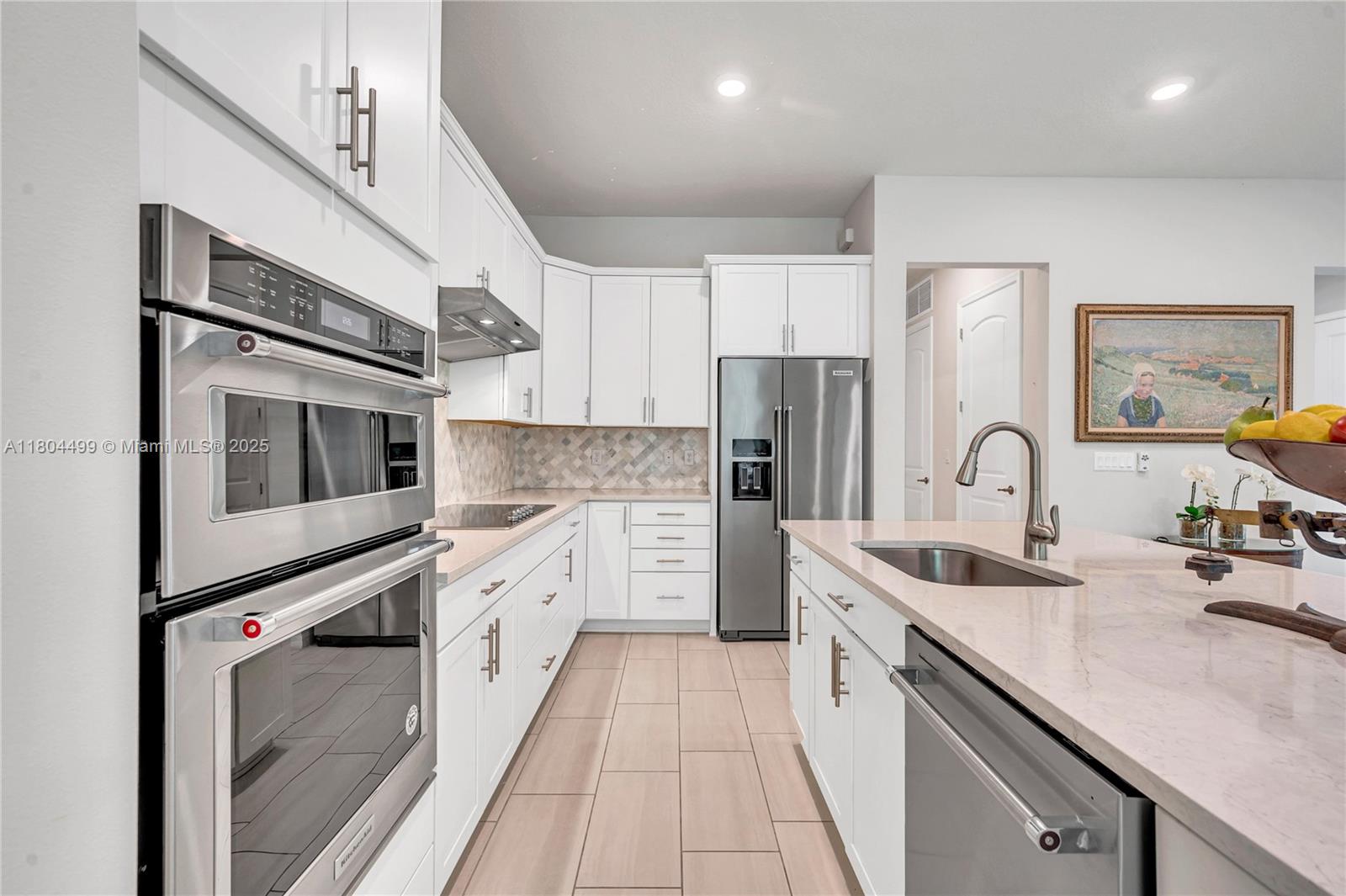BOCA FLORES CONDO - Residential Lease