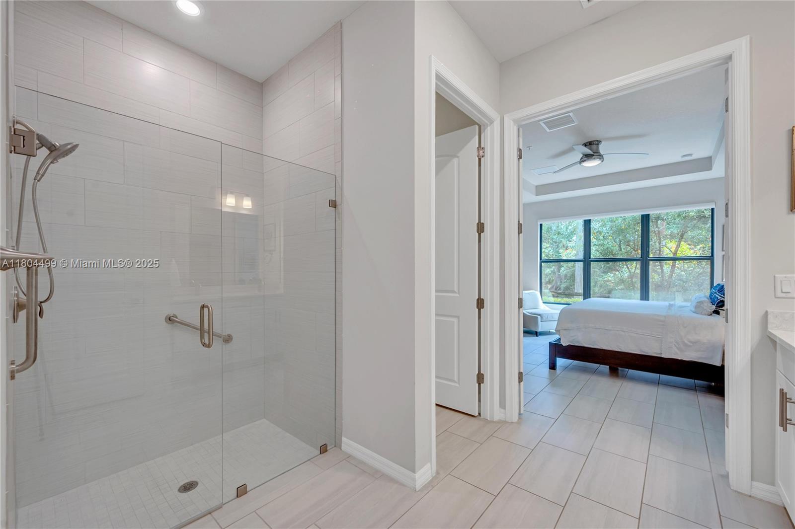 BOCA FLORES CONDO - Residential Lease