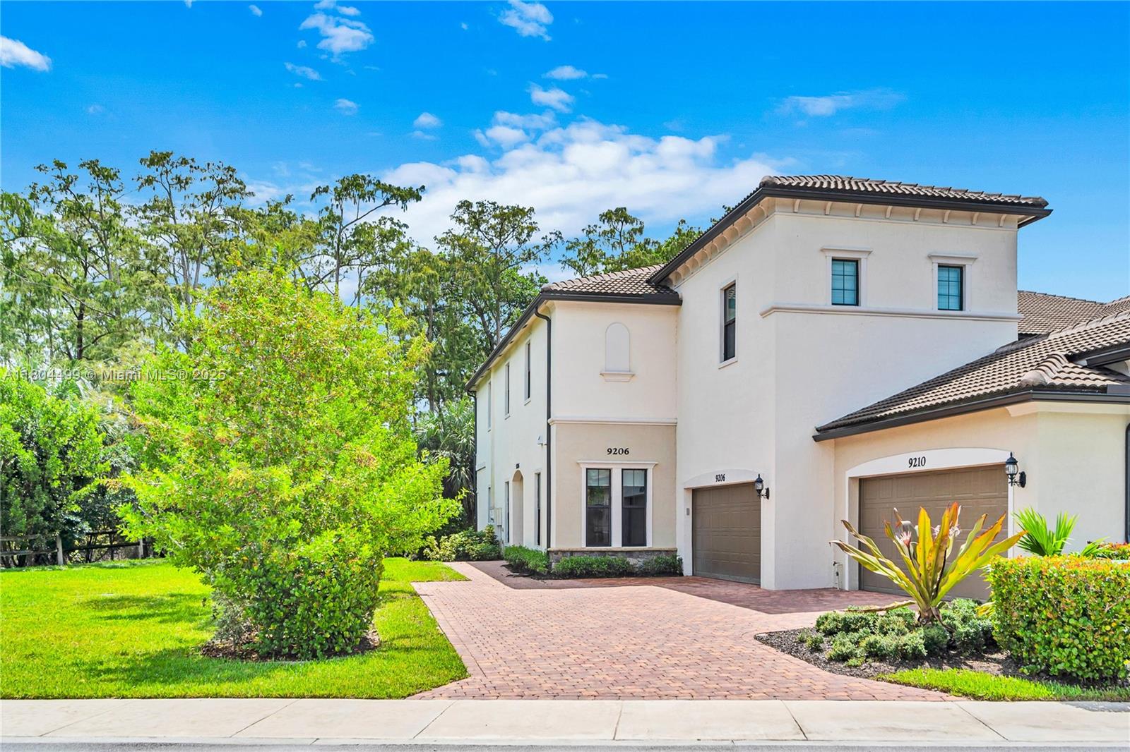 BOCA FLORES CONDO - Residential Lease