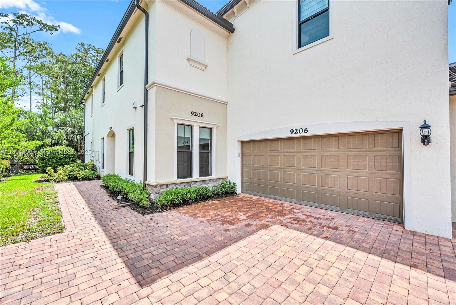 BOCA FLORES CONDO - Residential Lease