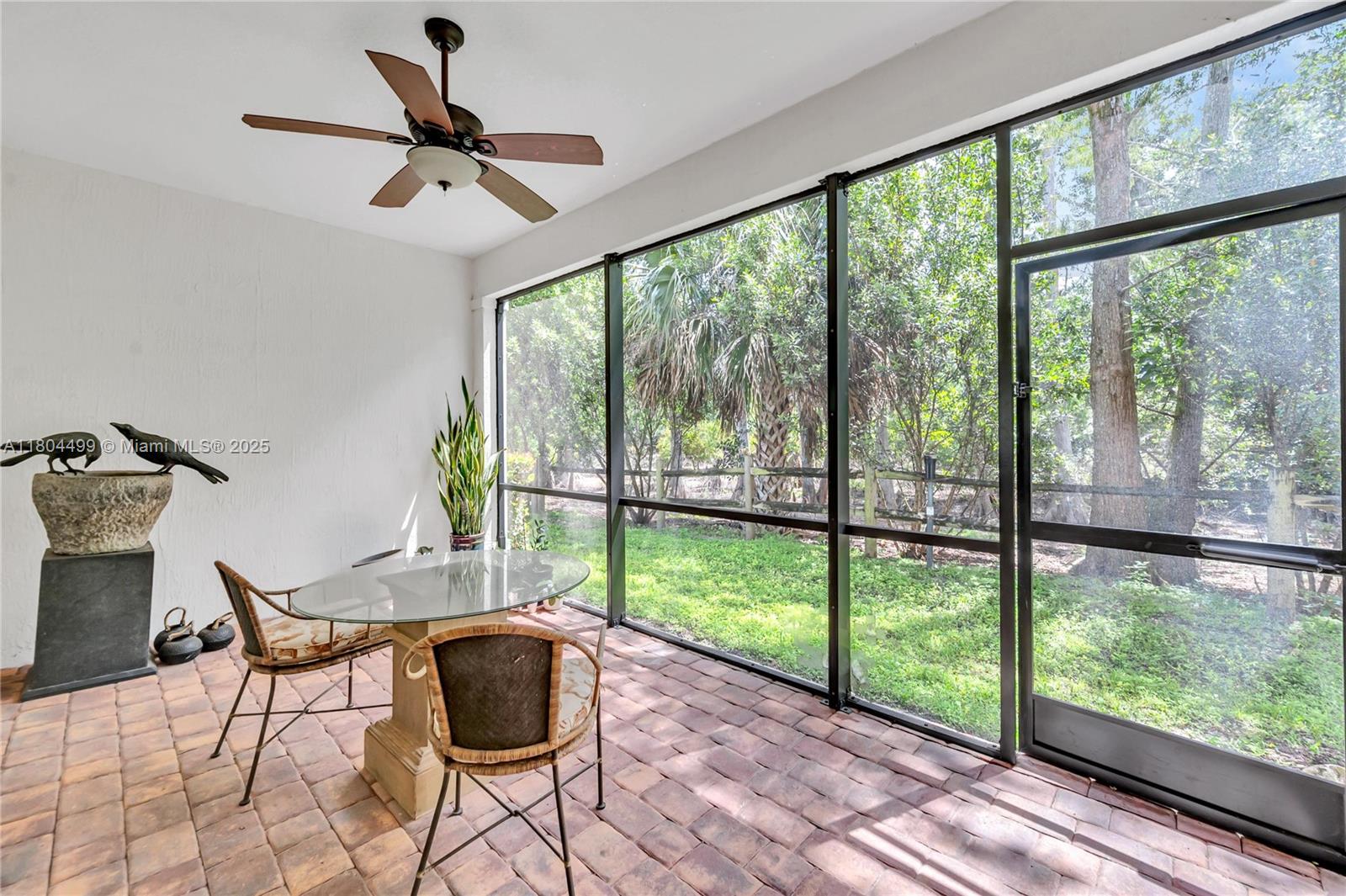 BOCA FLORES CONDO - Residential Lease