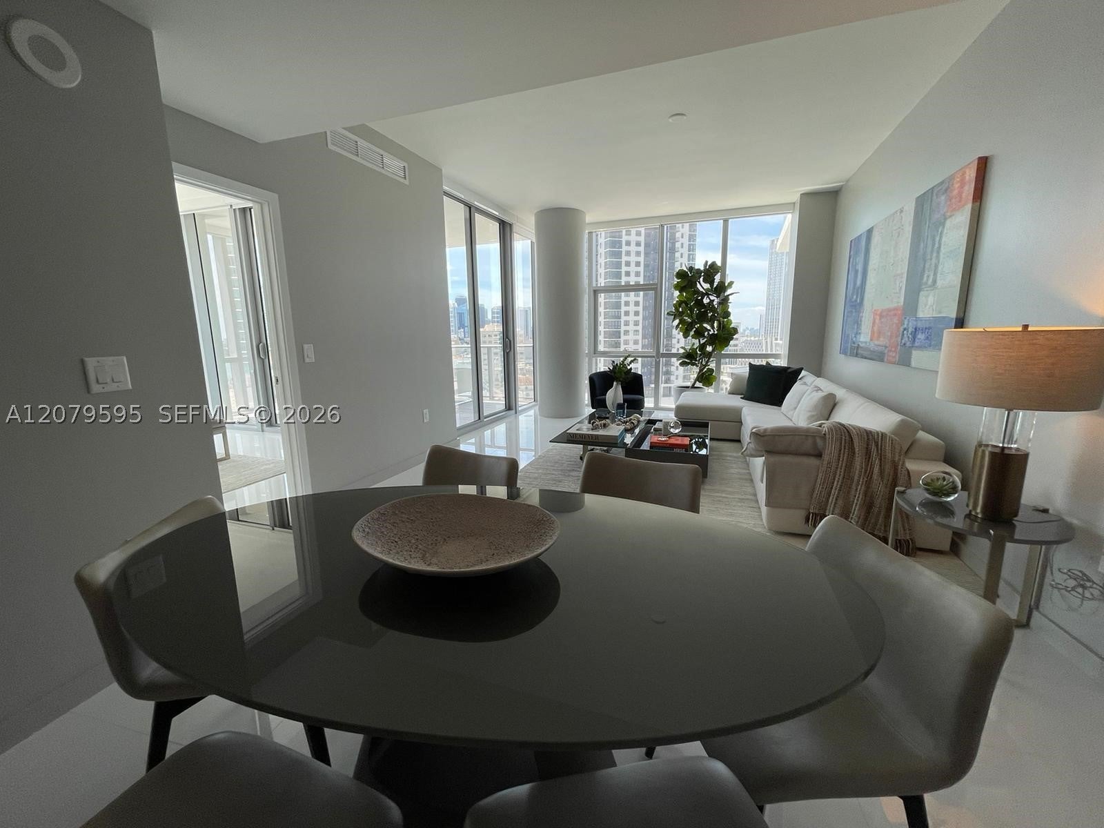 851 NE 1st Ave 1511
