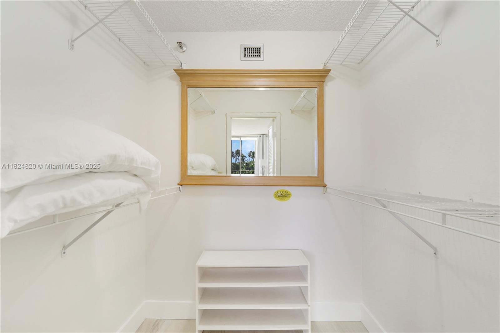 OCEANCREST CONDO APTS - Residential