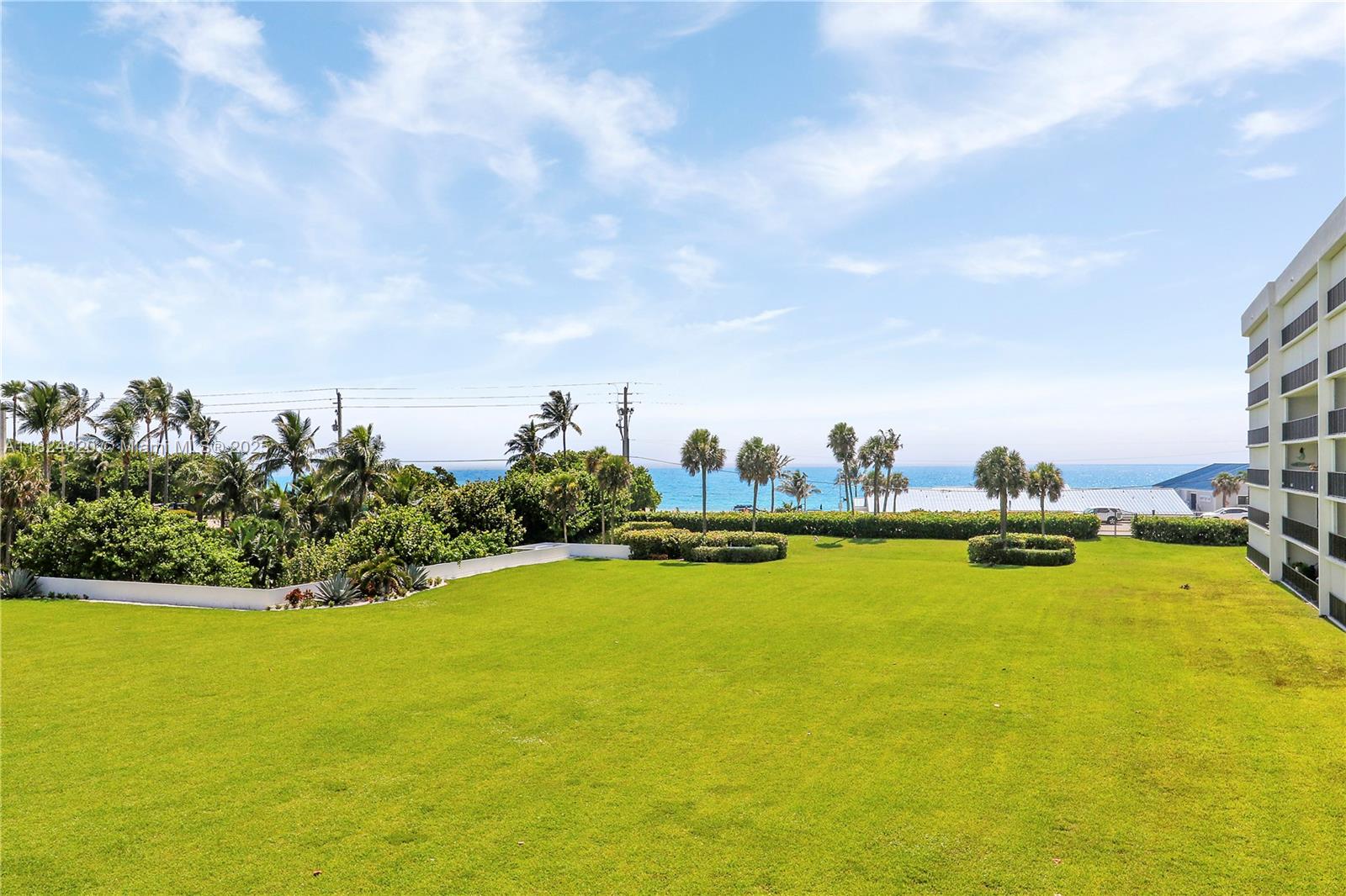 OCEANCREST CONDO APTS - Residential