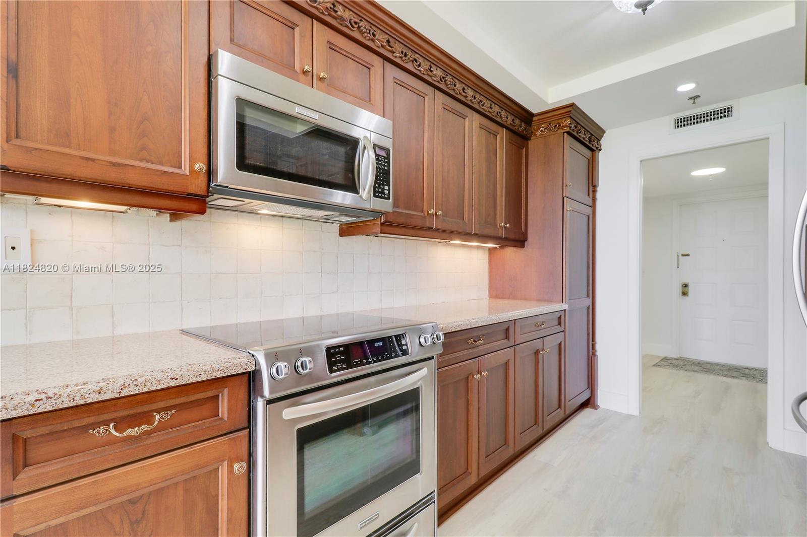 OCEANCREST CONDO APTS - Residential