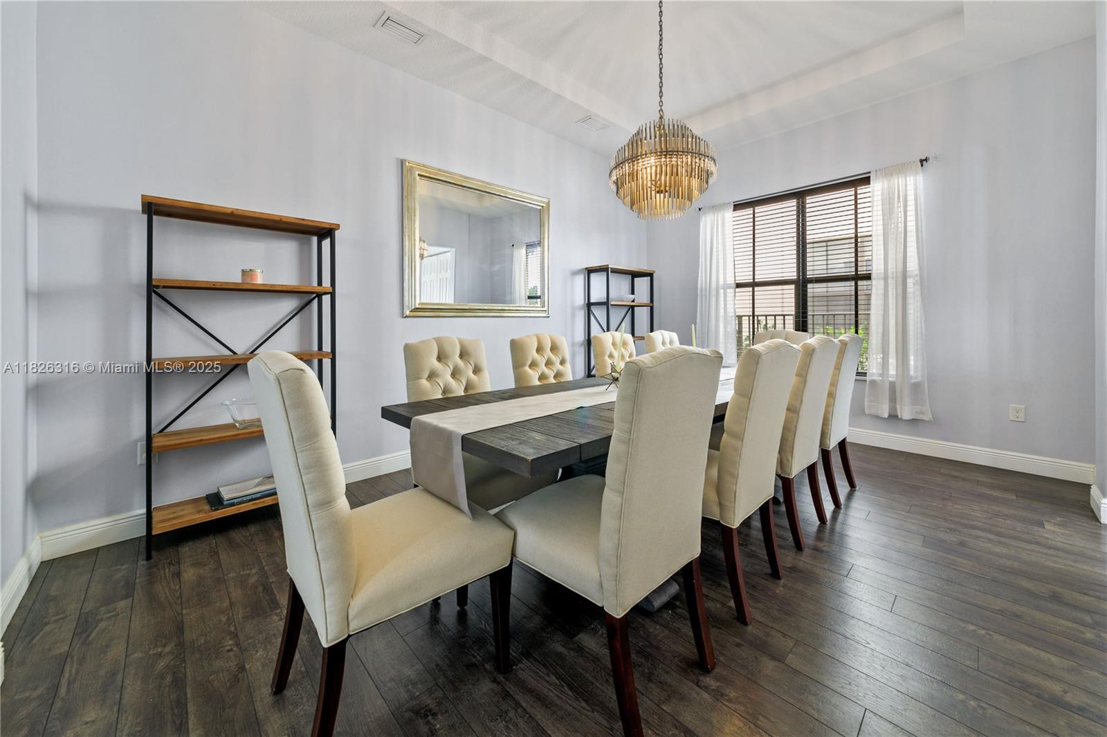 8352 NW 26th Ct, Cooper City, FL, 33024/$1,200,000 3 8352 NW 26th Ct