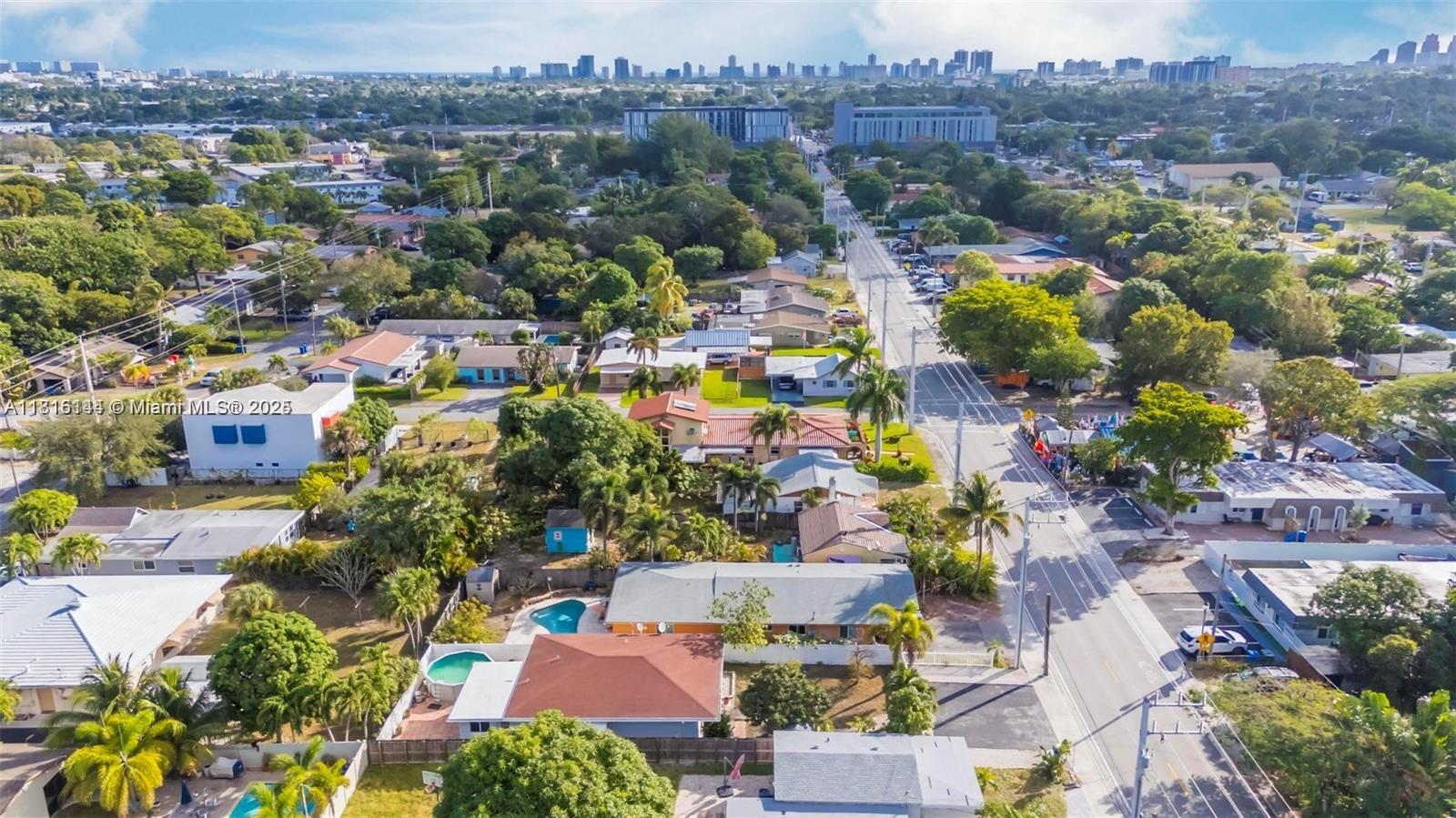 OAKLAND PARK SECOND ADD - Residential