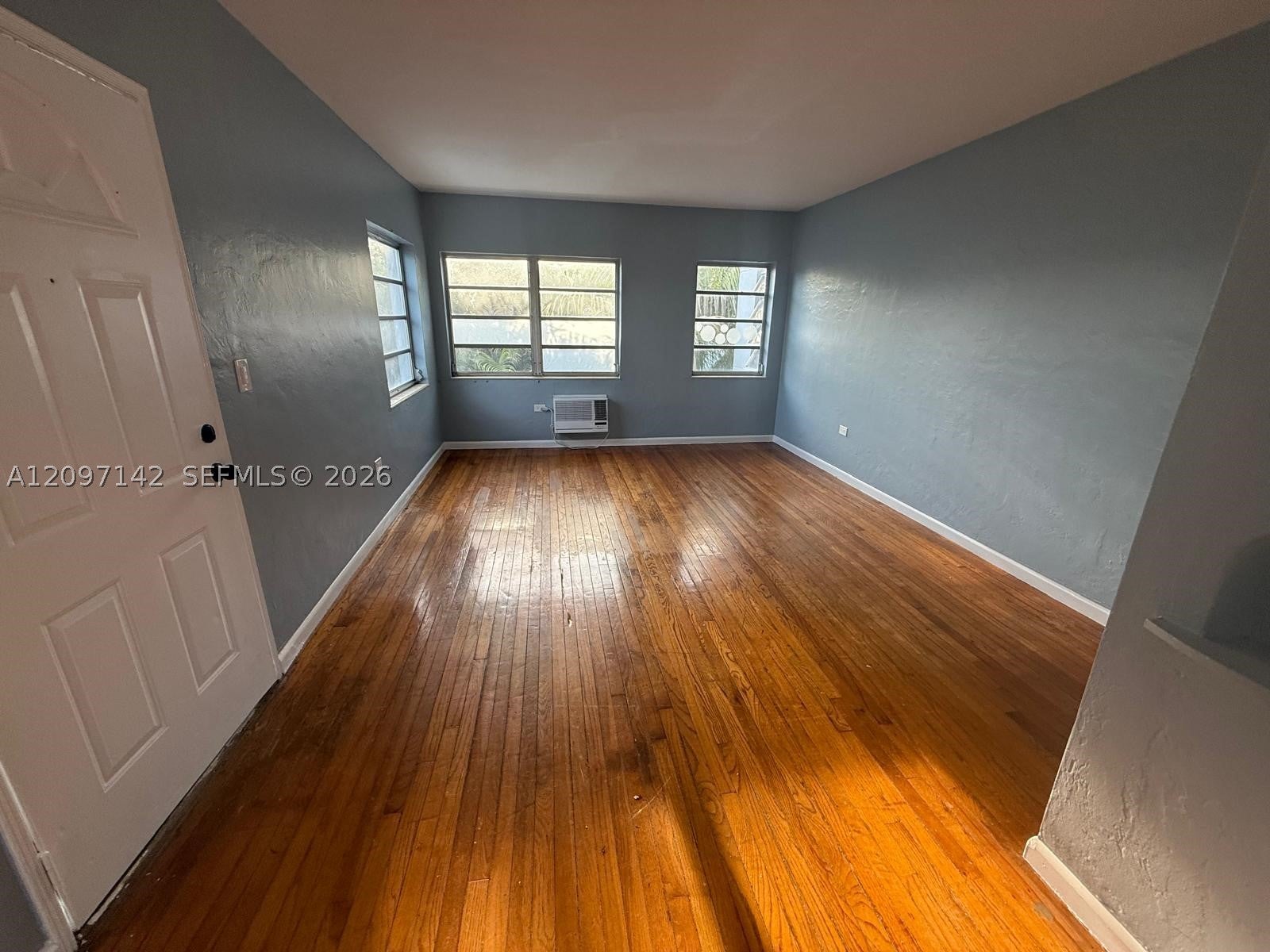 1730 Marseille Dr 4