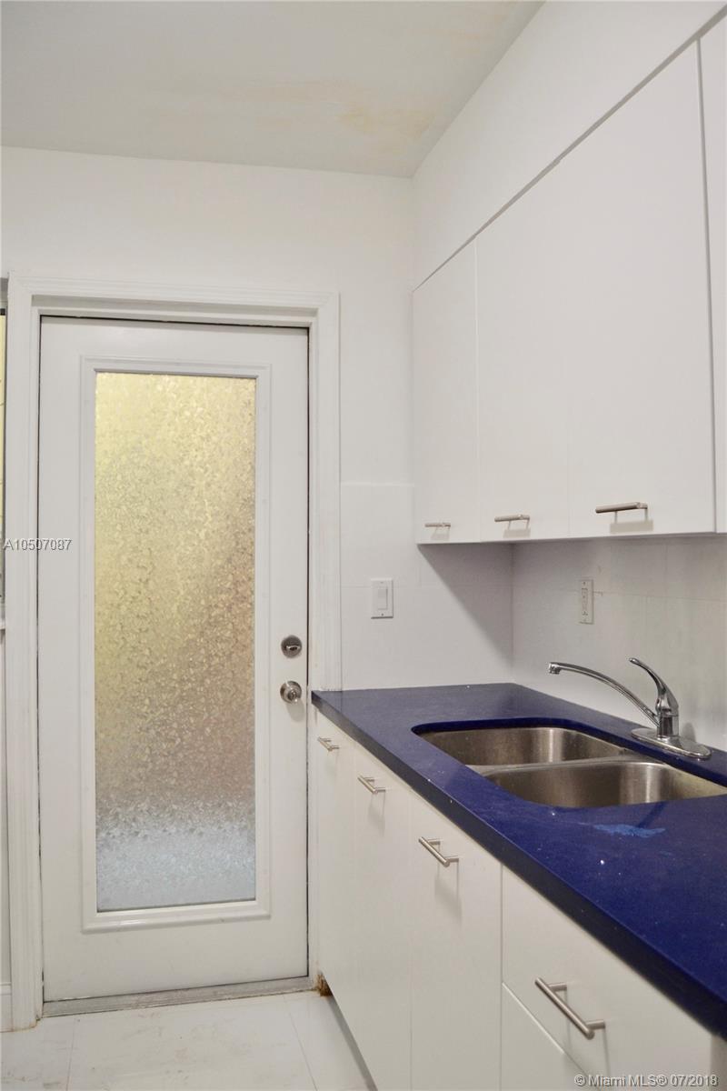 915 LENOX CONDO - Residential Lease