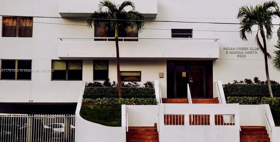 Rental Property at 6820 Indian Creek Dr 8E, Miami Beach, Miami-Dade County, Florida - Bedrooms: 2 
Bathrooms: 2  - $3,200 MO.
